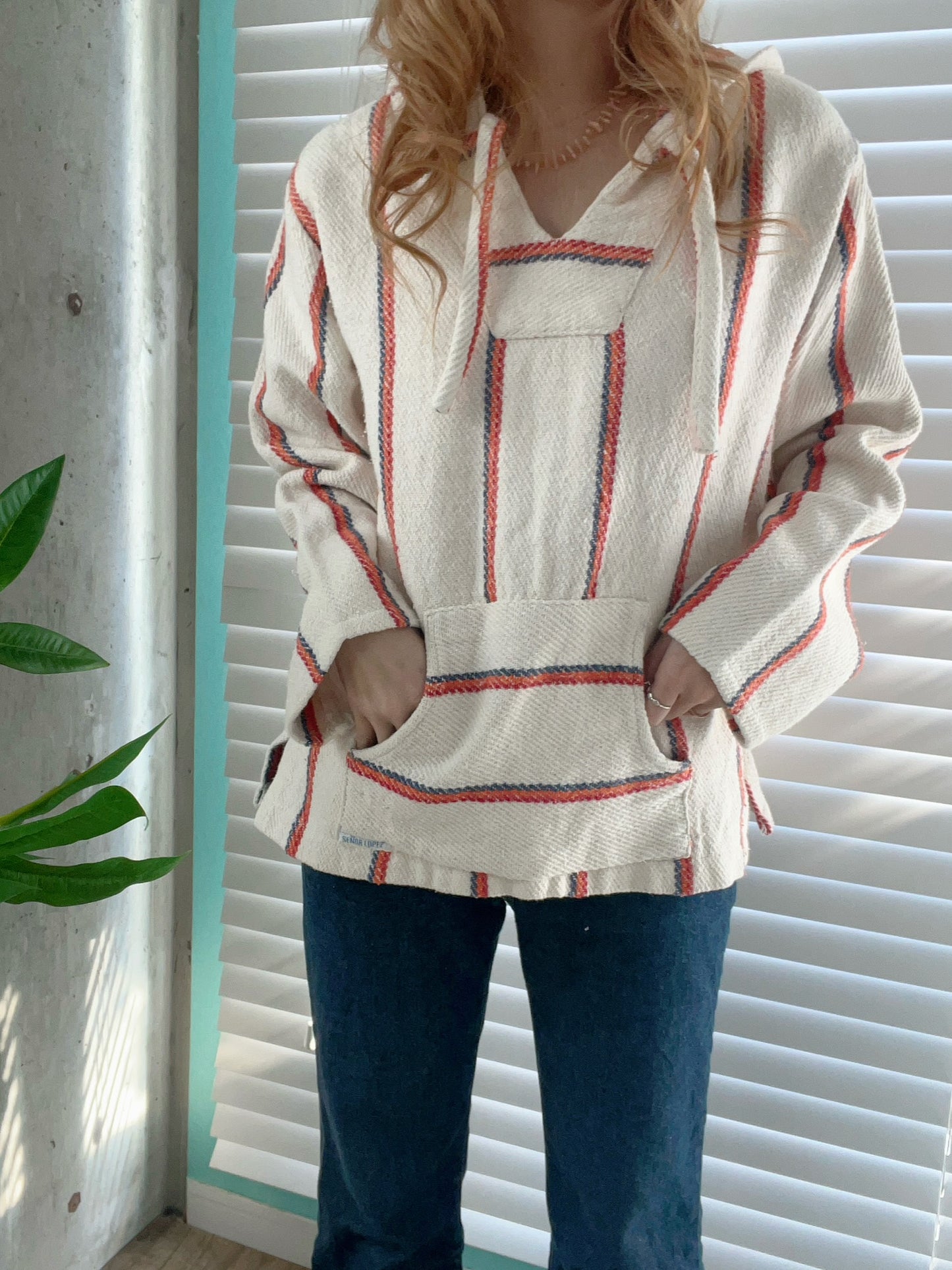 Seror Lopez of Santa Barbara mexican parka Baja Hoodie (women's M相当)