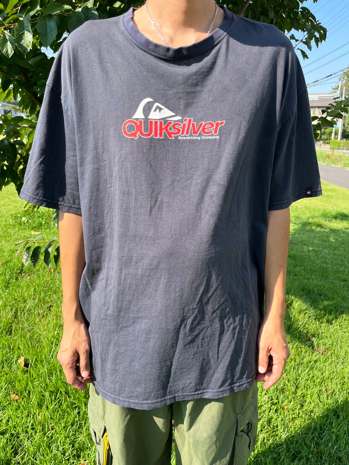 00's QuikSilver Boardriding Company Surf T-shirt (men's XL)