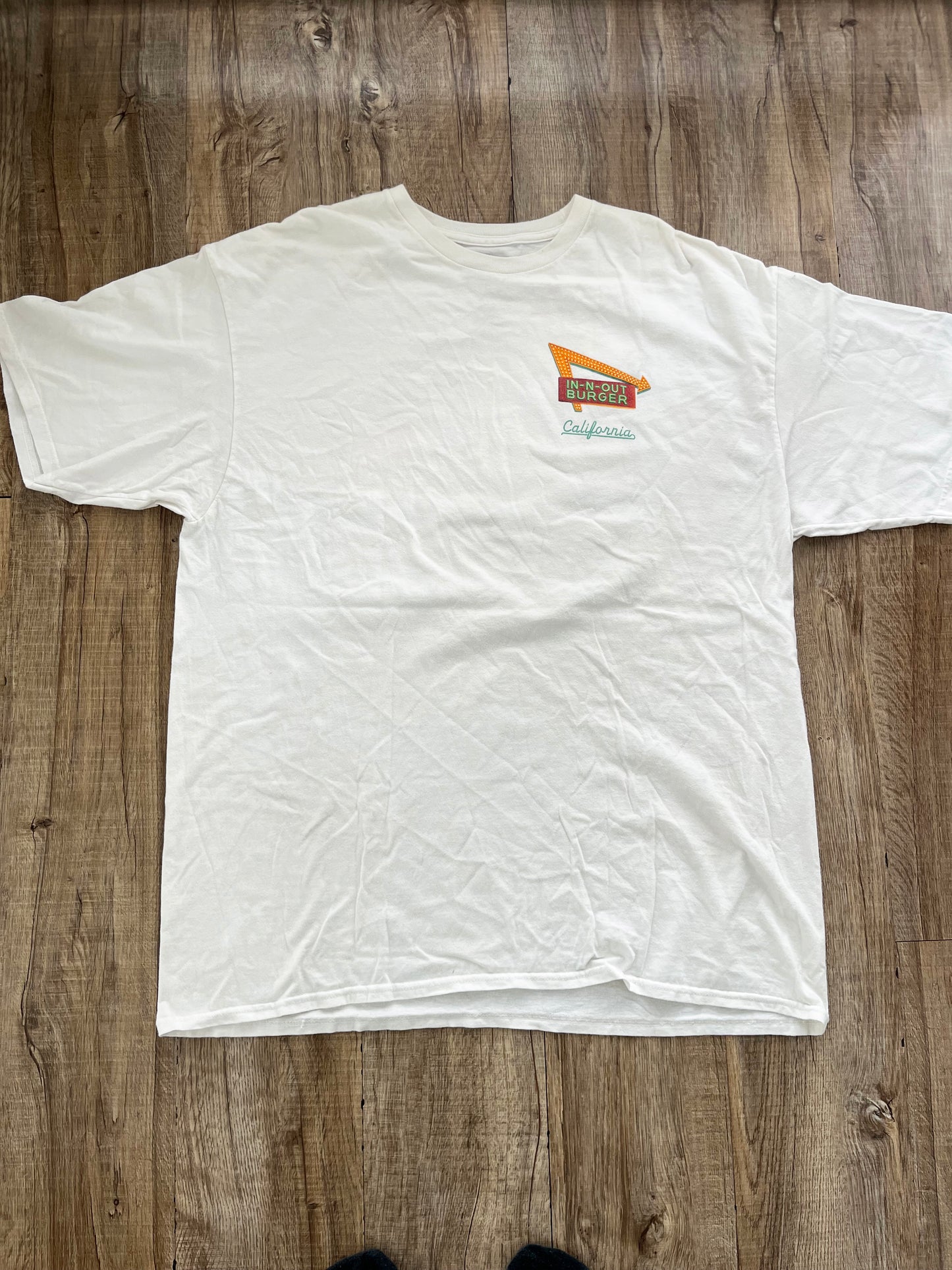 【USED】IN-N-OUT BURGER T-shirt (men's XL)