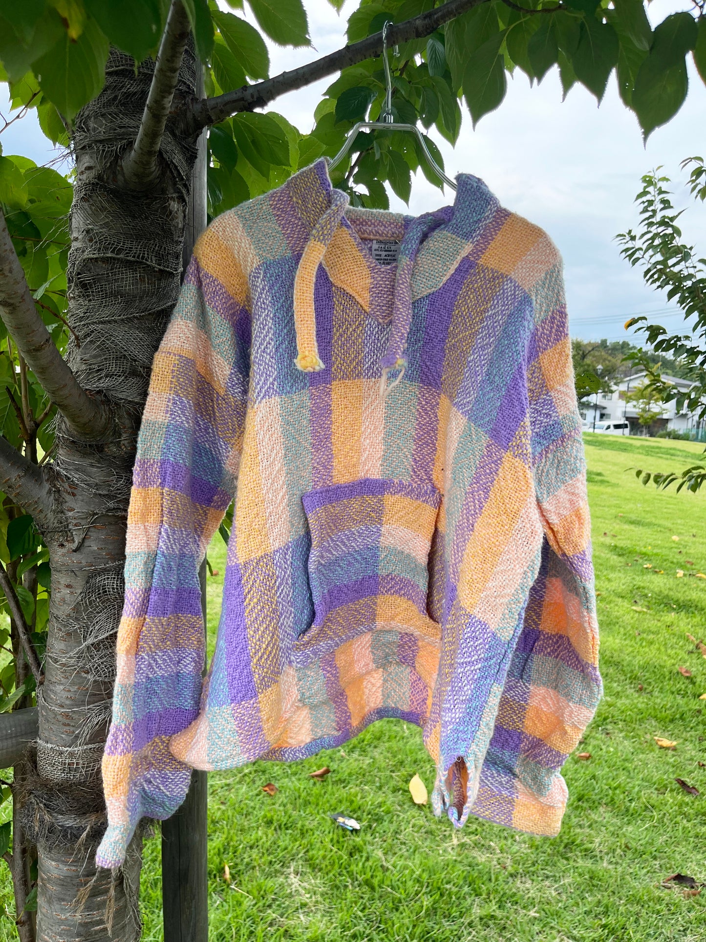 Pastel check pattan Baja Hoodie Mexican parka (women's XL)
