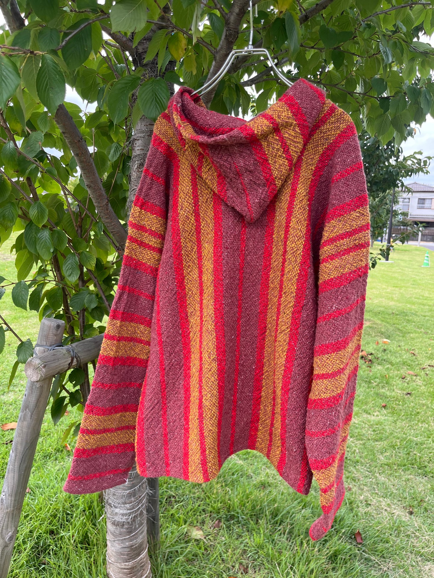 Red gradient Baja Hoodie Mexican Parka (Size XL)