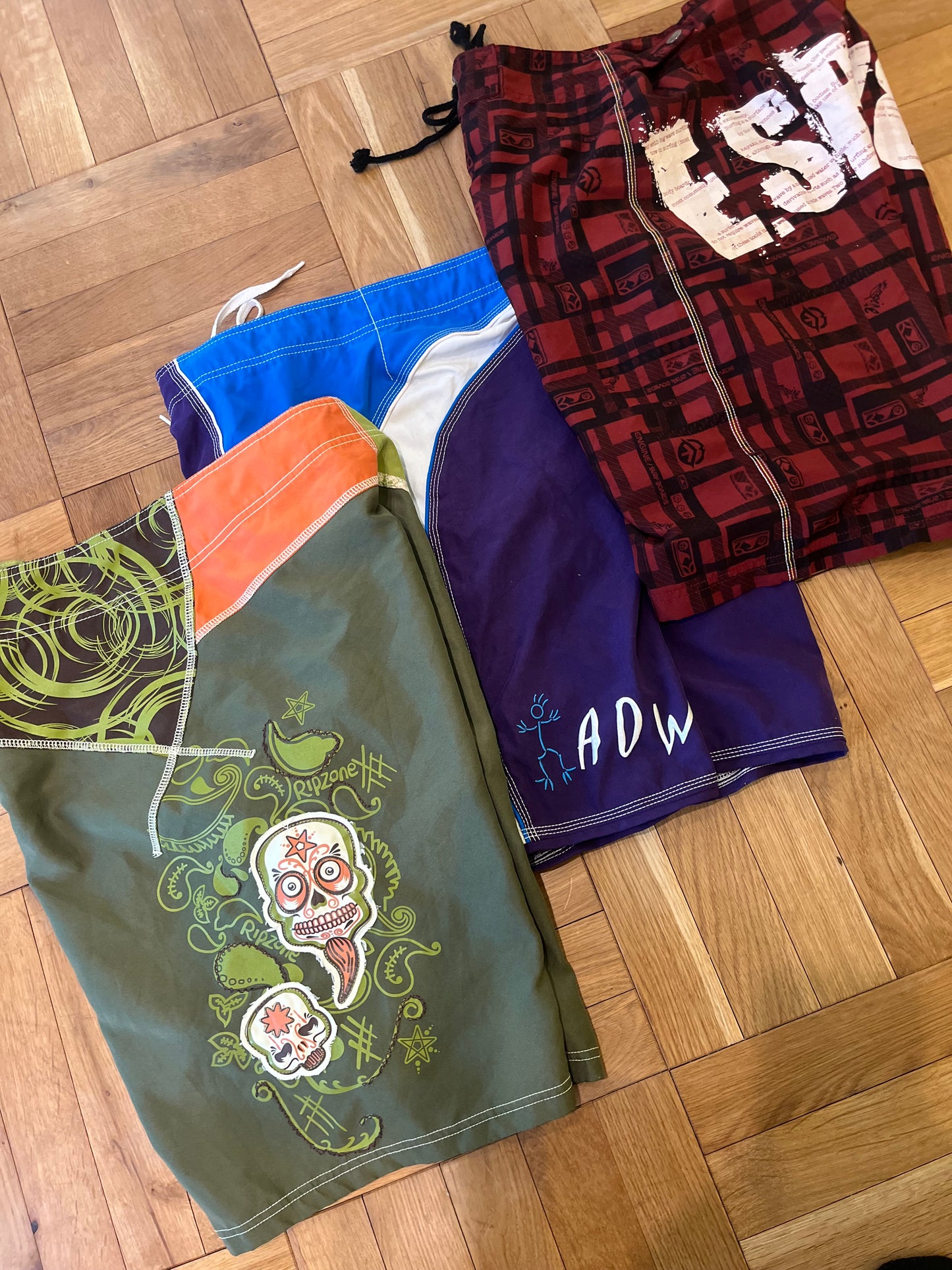 BAGGY Y2K ADW Surf Board Shorts (34inch)