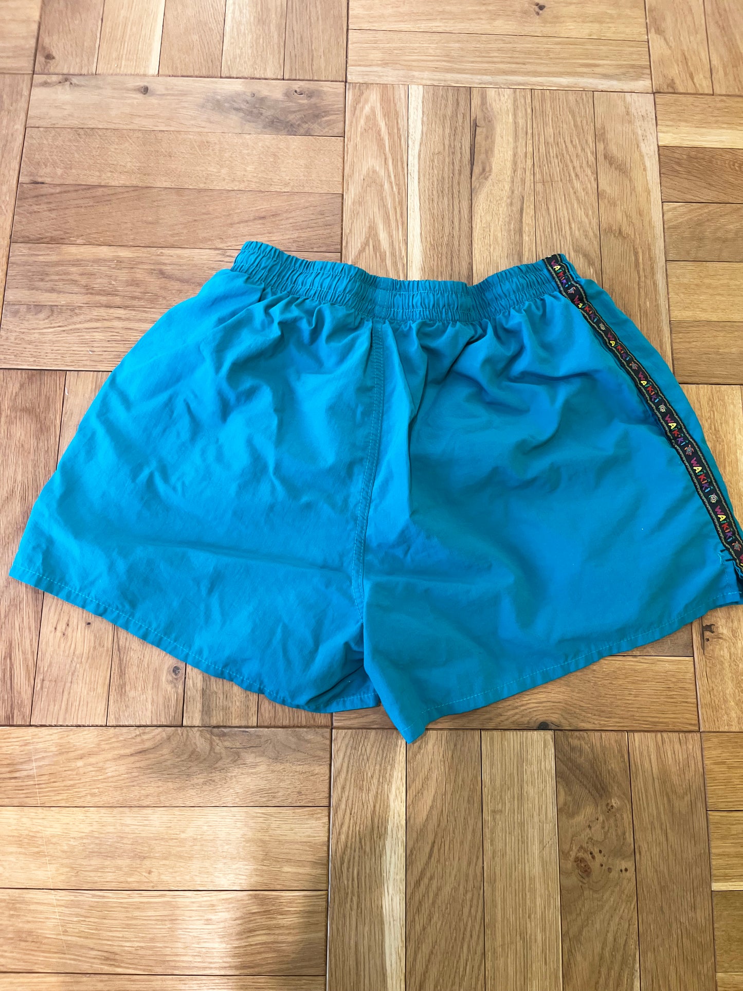 【EURO vintage】WAIKIKI MAURITIUS NYLON beach shorts (size XL)
