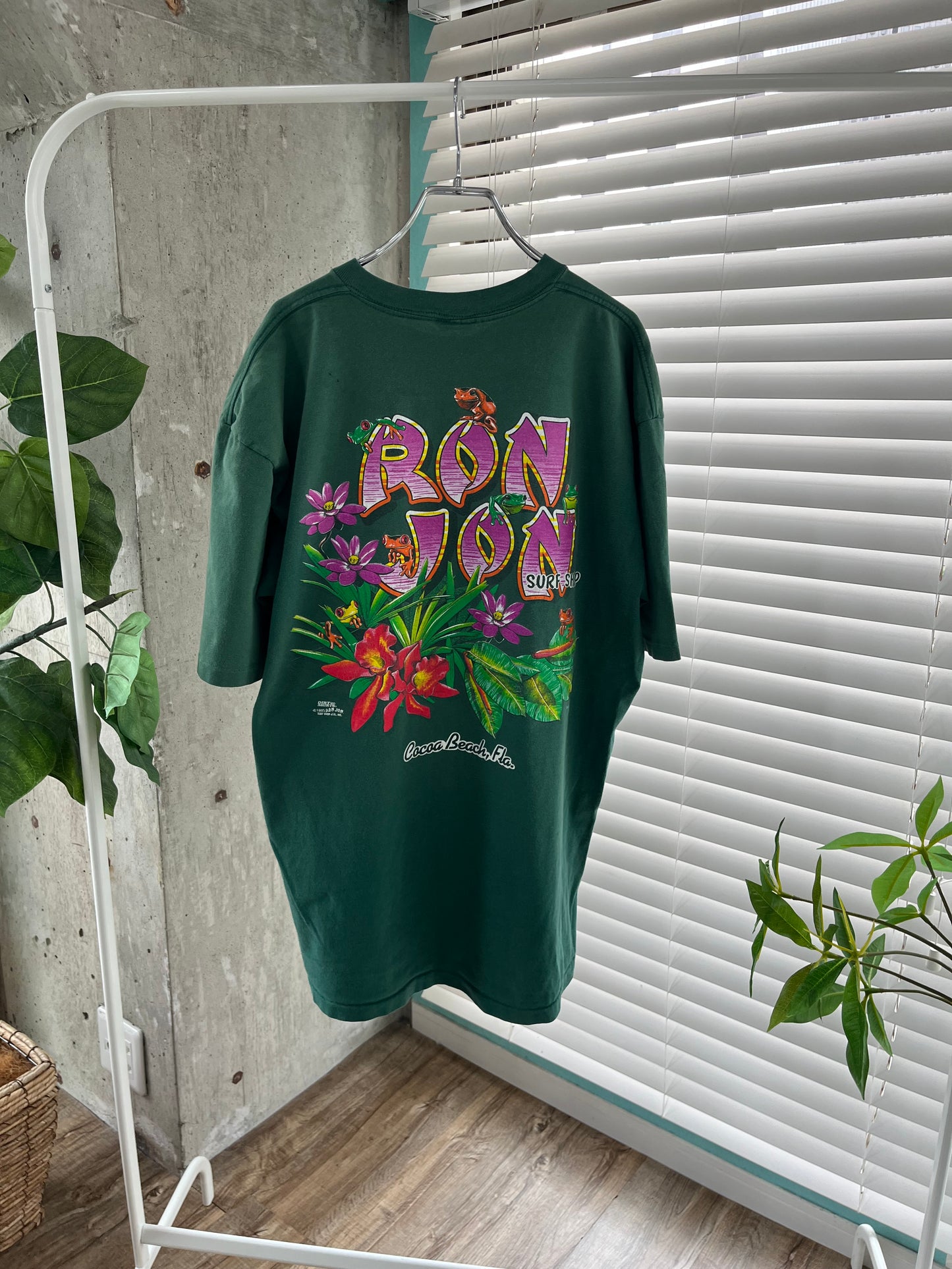90's Ronjon Surf Shop "One Of King" frog pattern 1995 CoCoa Beach T-shirt (men's 2X-large)