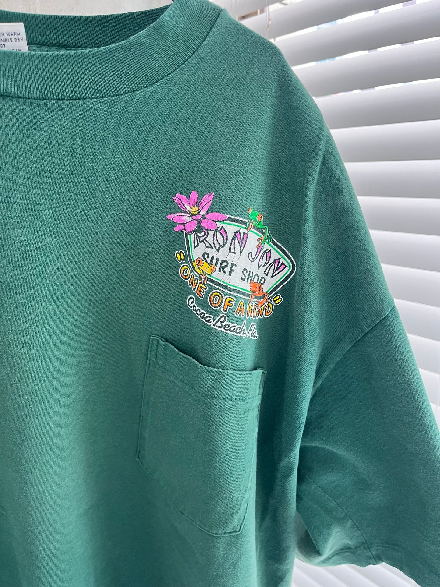 90's Ronjon Surf Shop "One Of King" frog pattern 1995 CoCoa Beach T-shirt (men's 2X-large)