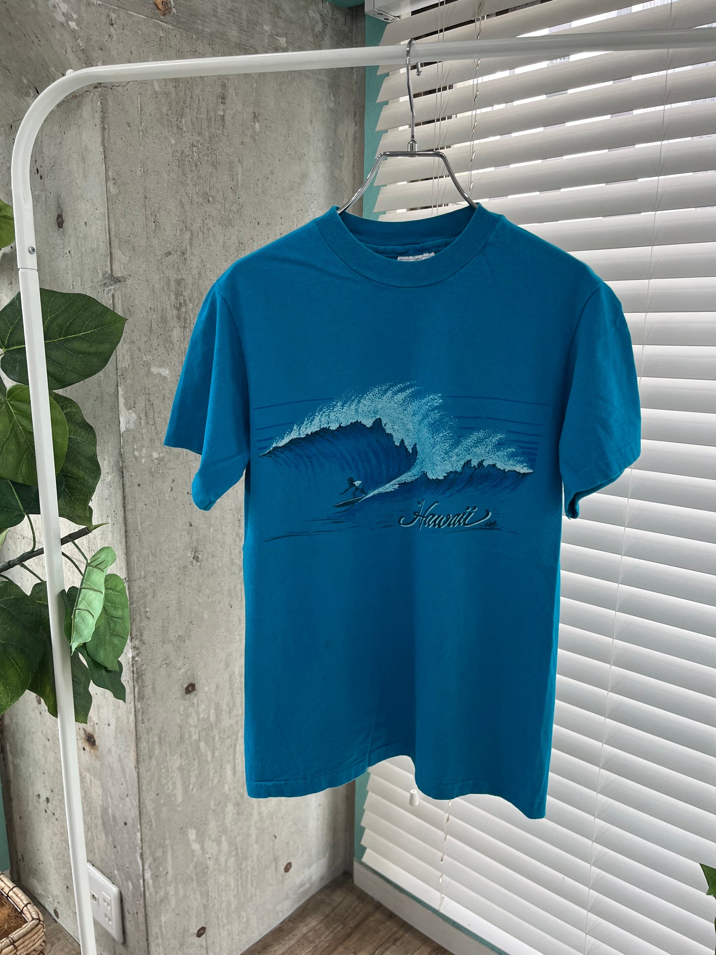 80's vintage Hanes Hawaii Sorbenia T-shirt (men's S)