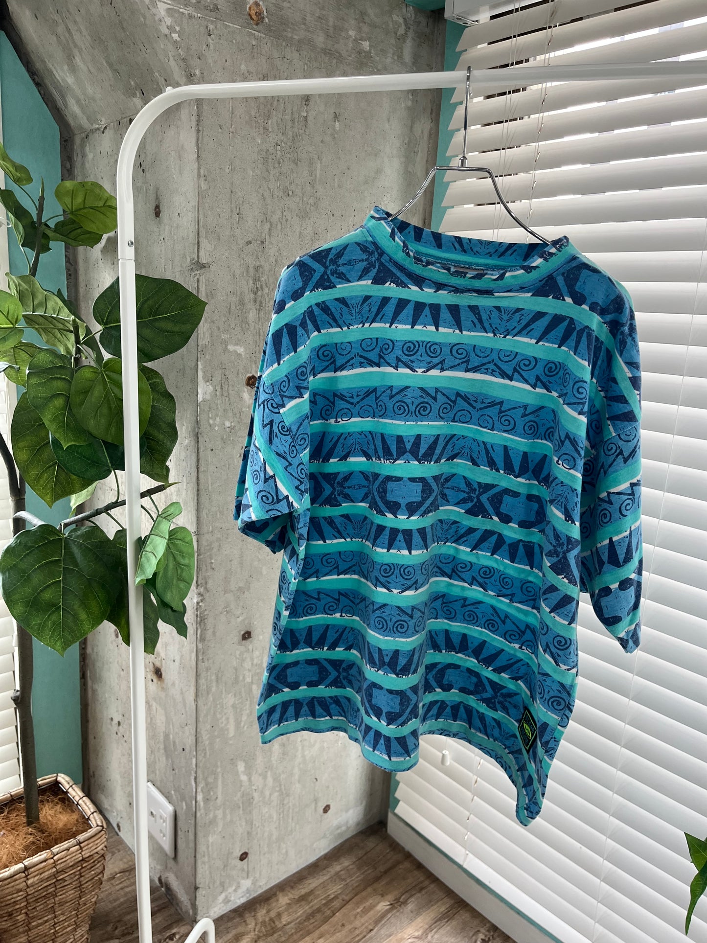90s Ocean Pacific All-over pattern T-shirt men's S (実際のサイズM相当)