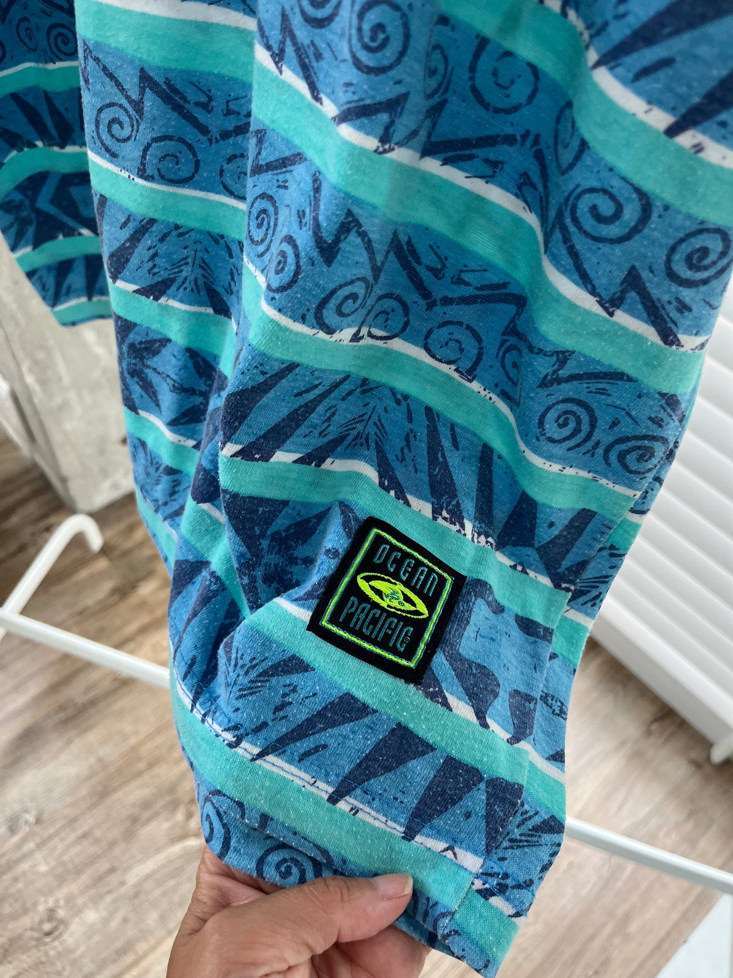 90s Ocean Pacific All-over pattern T-shirt men's S (実際のサイズM相当)