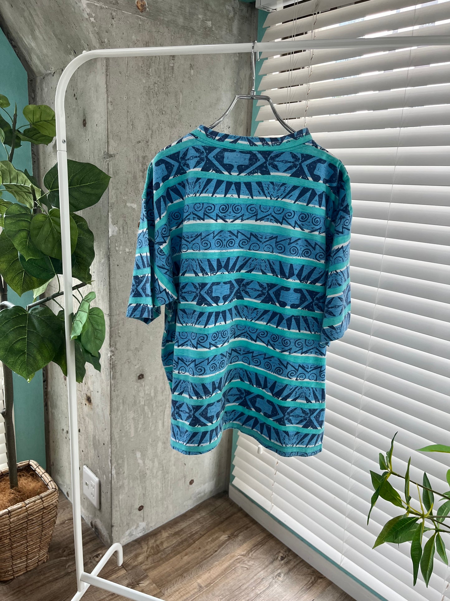 90s Ocean Pacific All-over pattern T-shirt men's S (実際のサイズM相当)