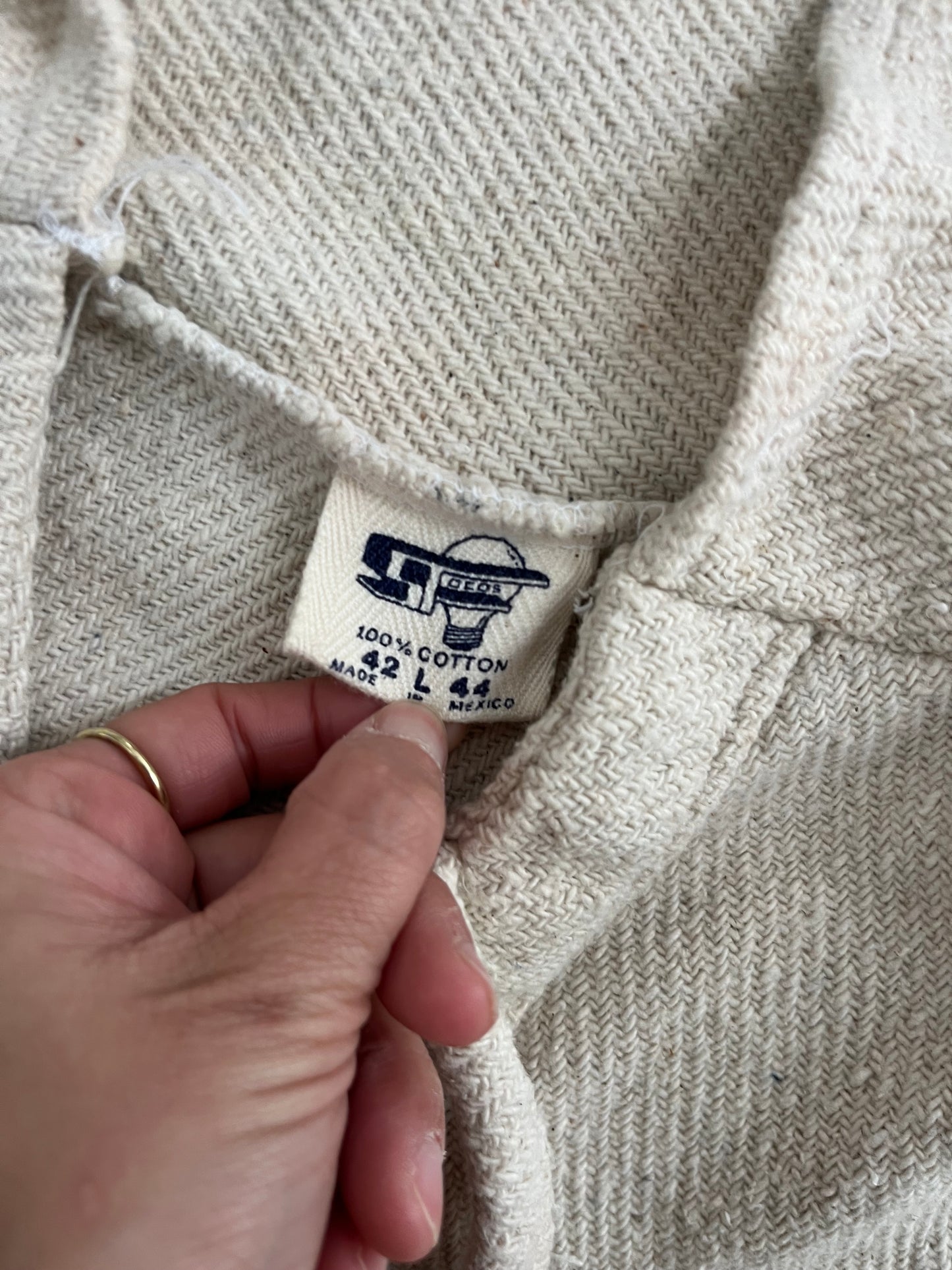 Maui and sons Baja Hoodie (women's L)