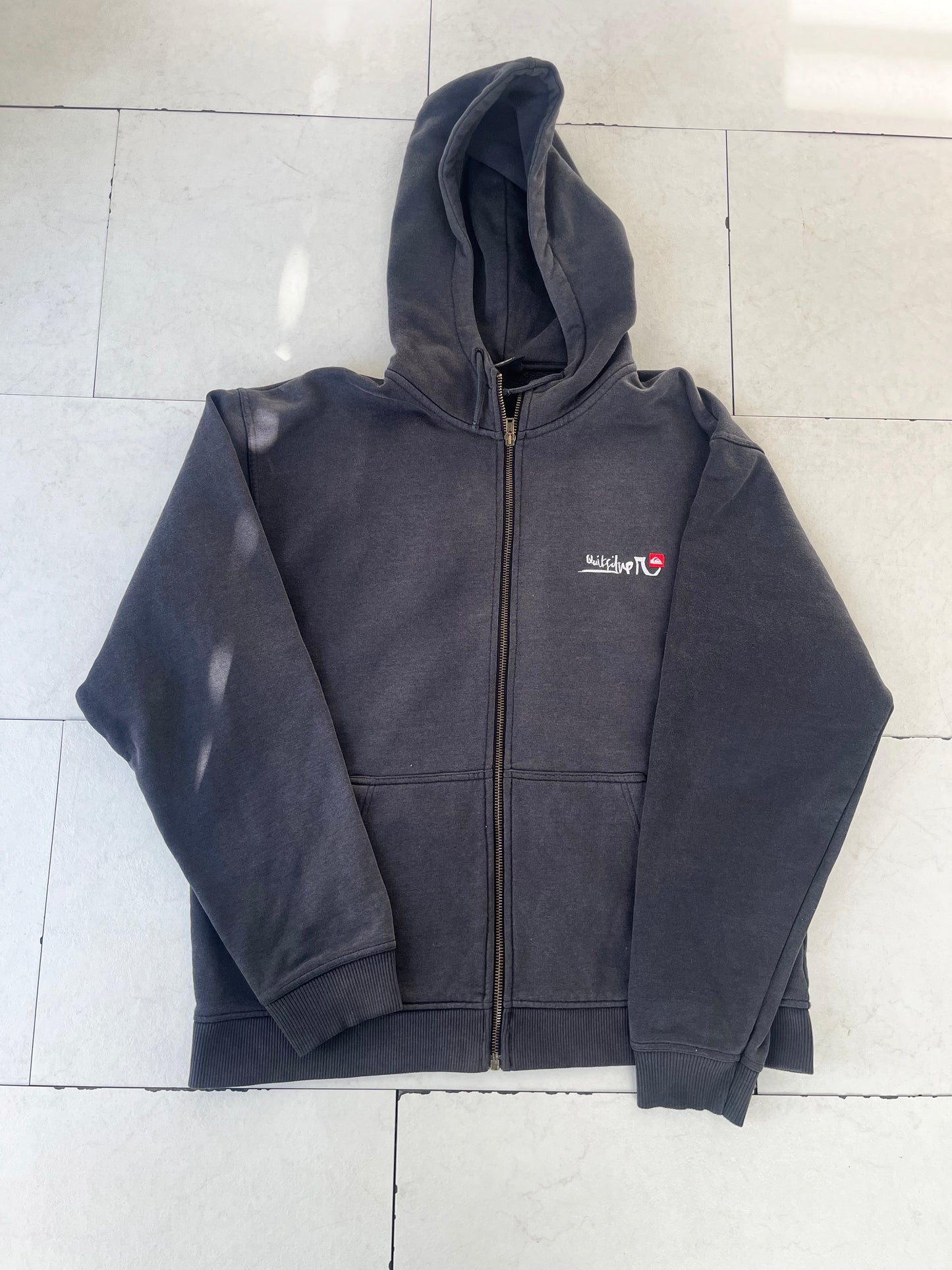 Early 2000's Quiksilver Cotton Full zip Hoodie (men's L)