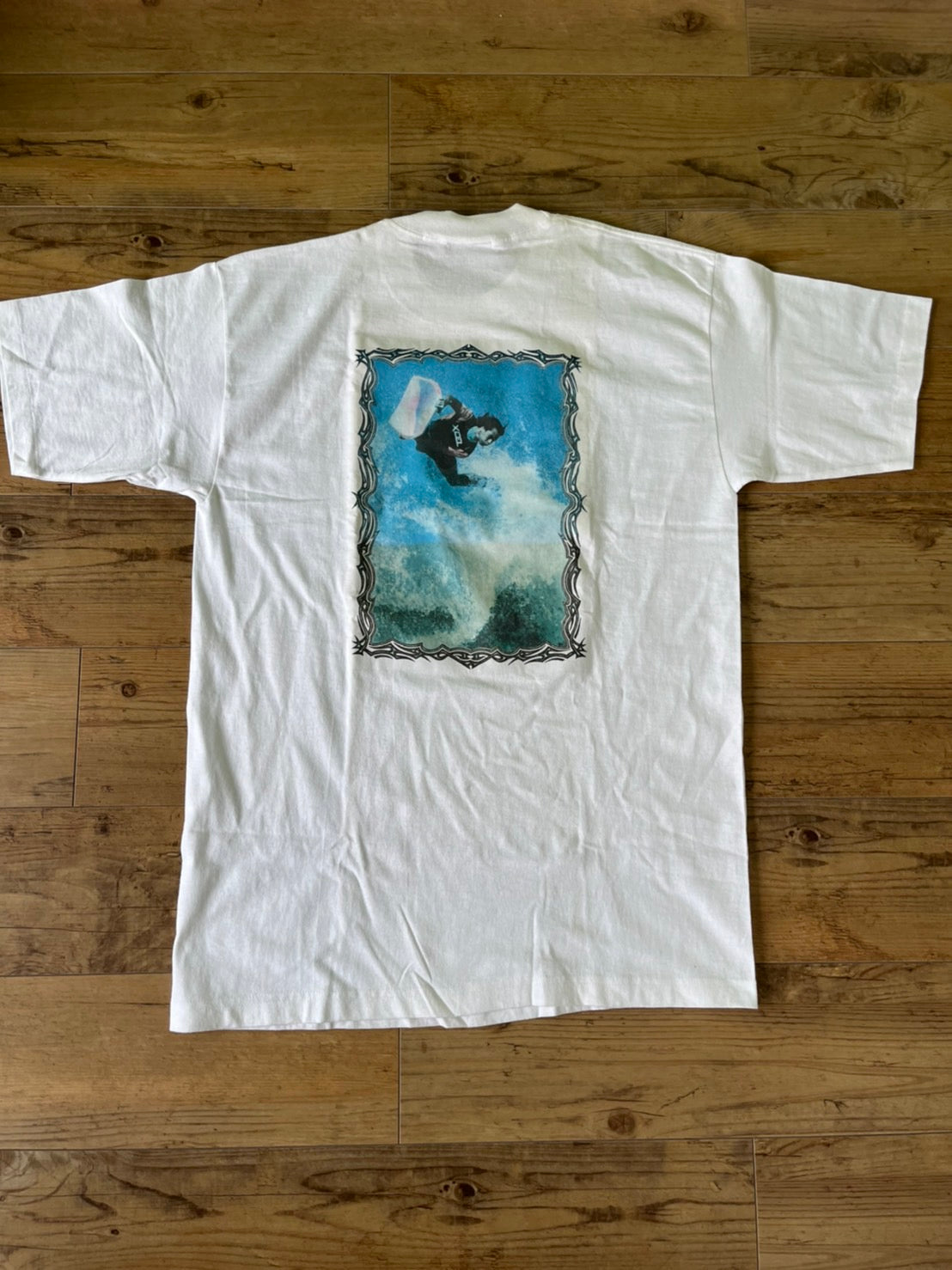 【vintage】90's Aaron Chang Body Board Photo Graphic T-shirt Made in USA(men's L)