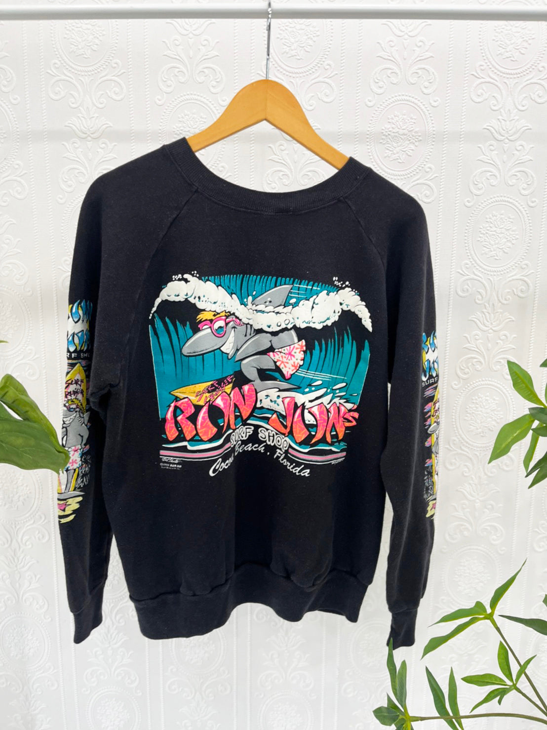 【RONJON SURF SHOP】80's RONJON SURF SHOP Shark cocoa Beach Sweatshirts