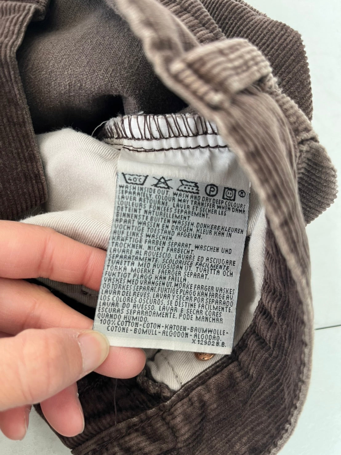 90's EURO Levis 551 ユーロリーバイス ストレート (W28 L32)※実際はW26ぐらい細身。