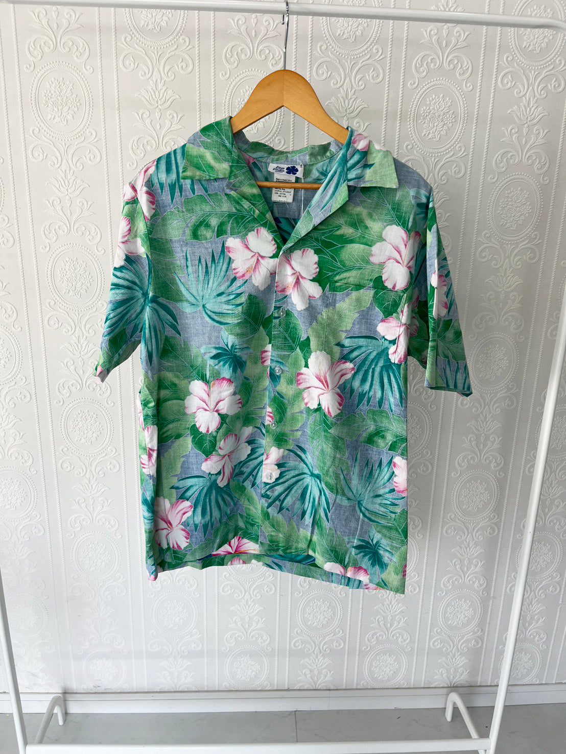 【Hilo Hattie Hawaii】 All Over Pattan cottton Aloha Shirt (men's XL)