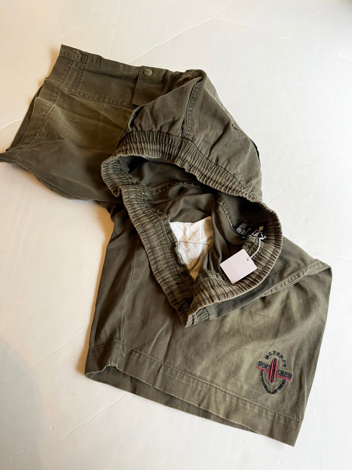 【USED】カーキ イージー ウエストゴム ワイドシルエット ショートパンツ (men's L相当)