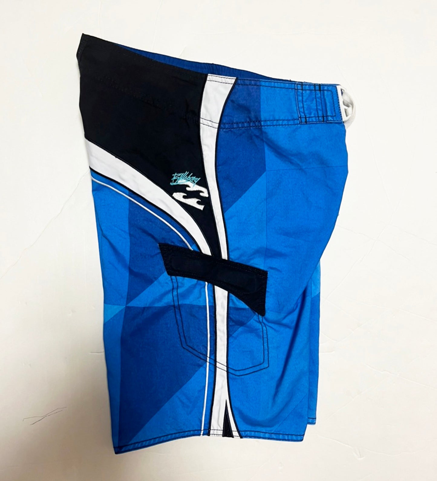 Early 2000's Billabong Y2K SURF Board Shorts (28inch)