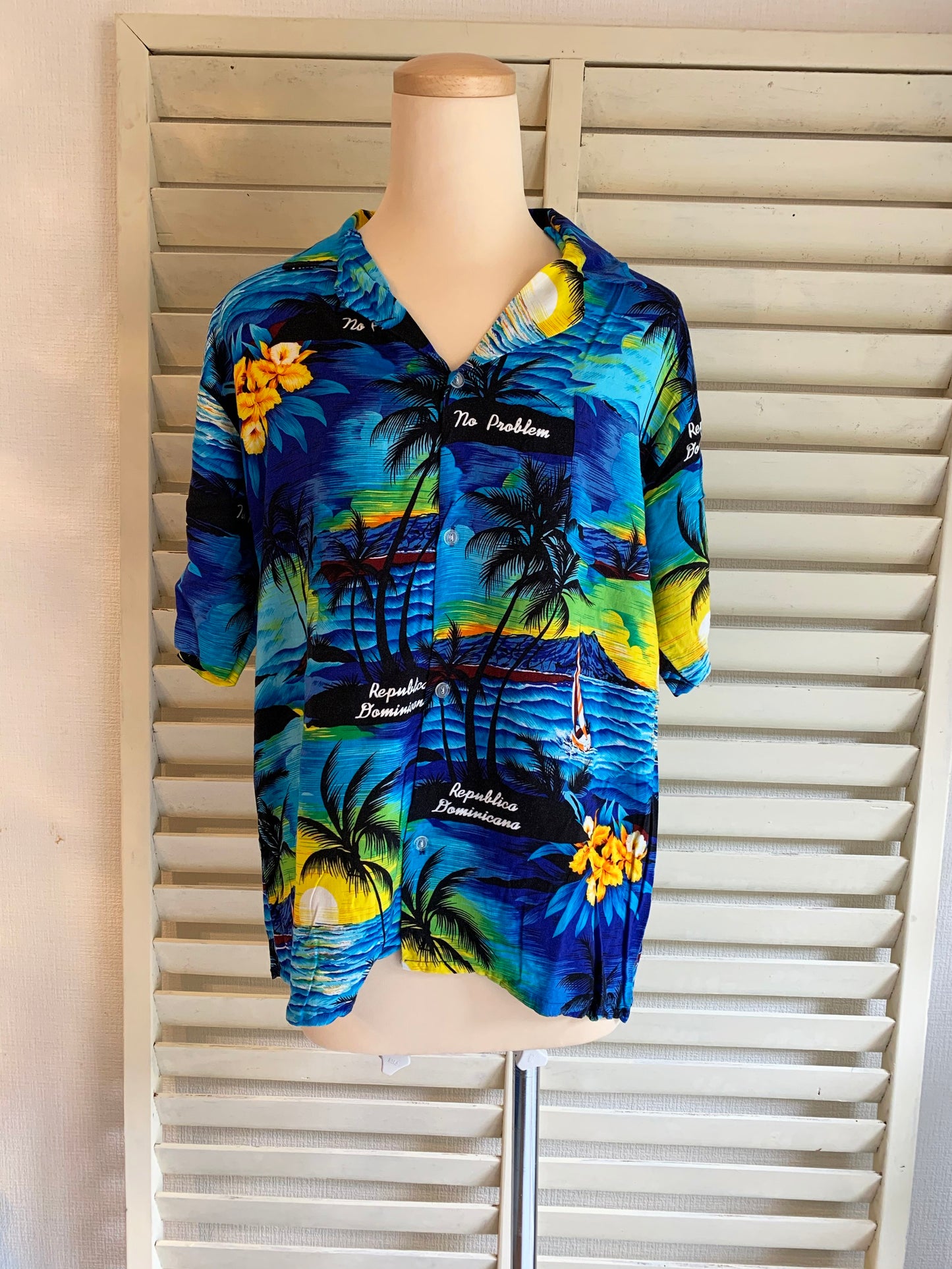【EURO vintage 】All over pattern aloha shirt (men's L)