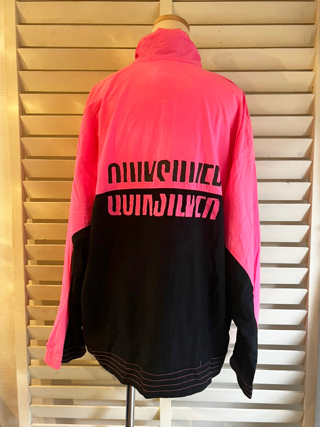 【QUIK SILVER】80's vintage クィックシルバー ハーフジップ ナイロンジャケット マゼンダ メキシコ製 (men's L相当)