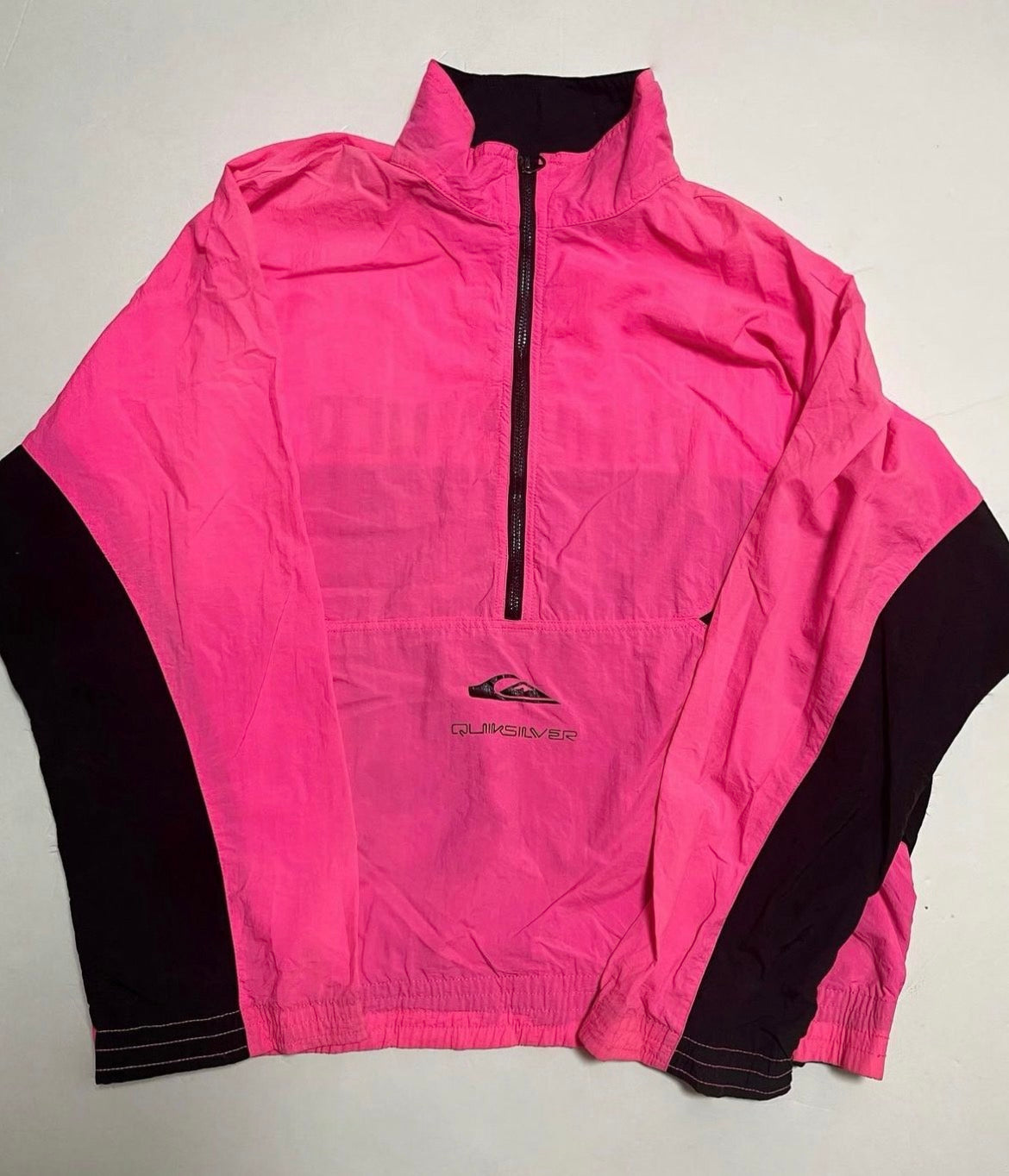【QUIK SILVER】80's vintage クィックシルバー ハーフジップ ナイロンジャケット マゼンダ メキシコ製 (men's L相当)