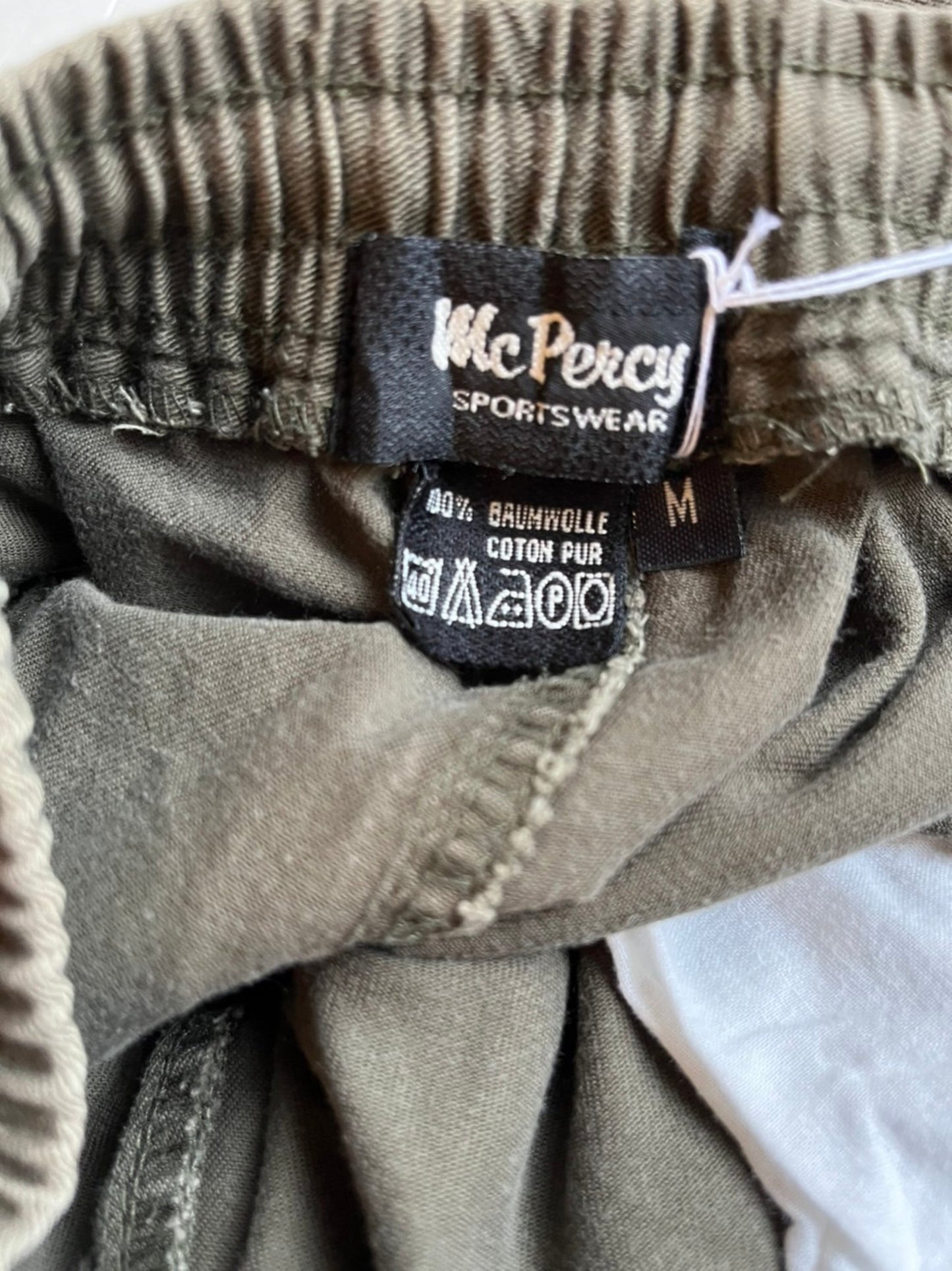 【USED】カーキ イージー ウエストゴム ワイドシルエット ショートパンツ (men's L相当)