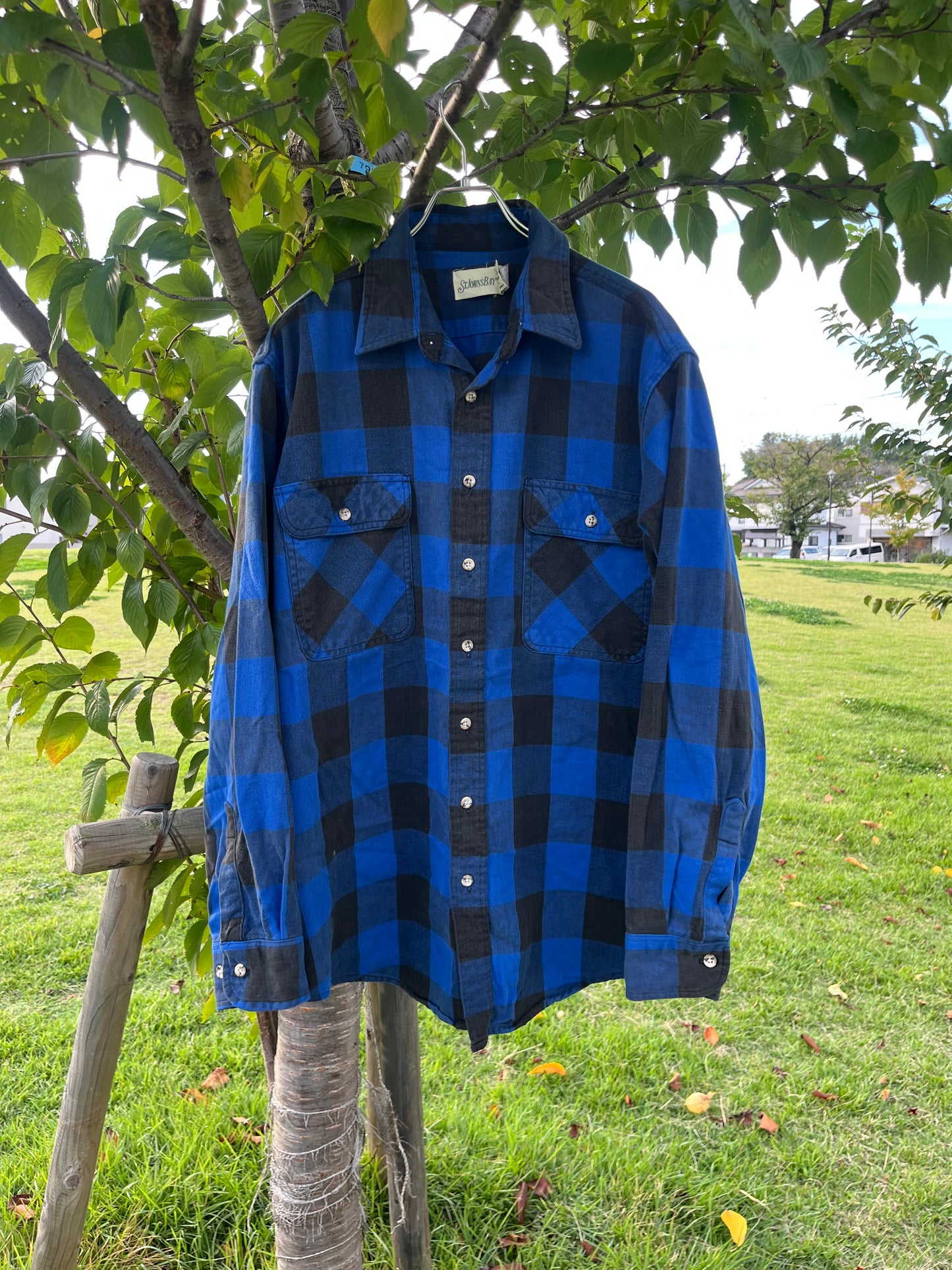 90's St Jone's Bay Heavy Flannel shirts (men's XL)