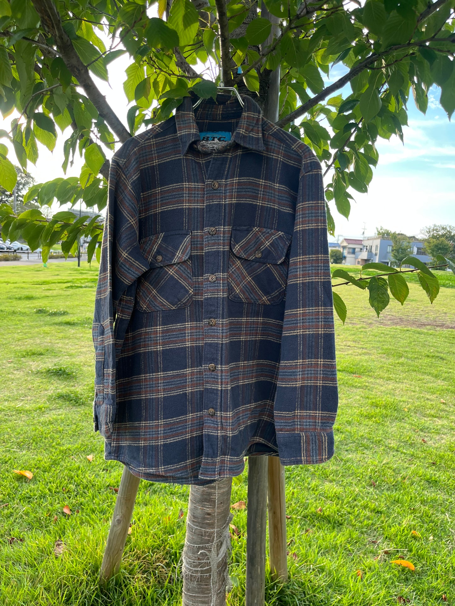 Autentic BTC Heavy Flannel shirts (men's M)