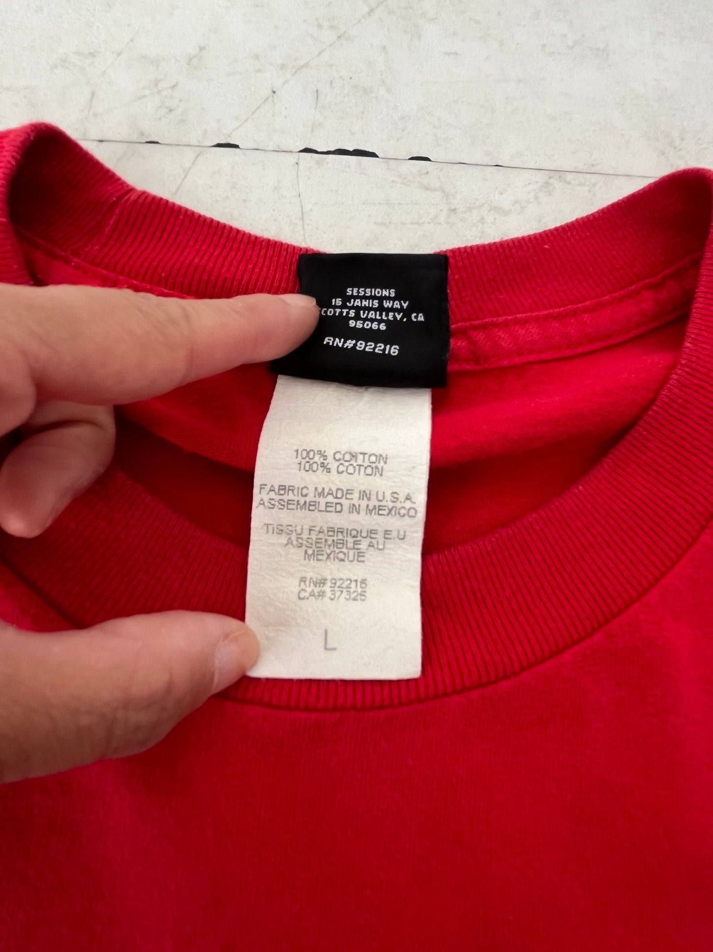 00's sessions simple logo T-shirt (men's L)