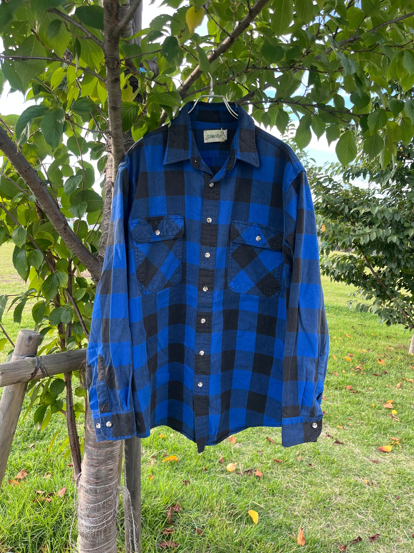 90's St Jone's Bay Heavy Flannel shirts (men's XL)