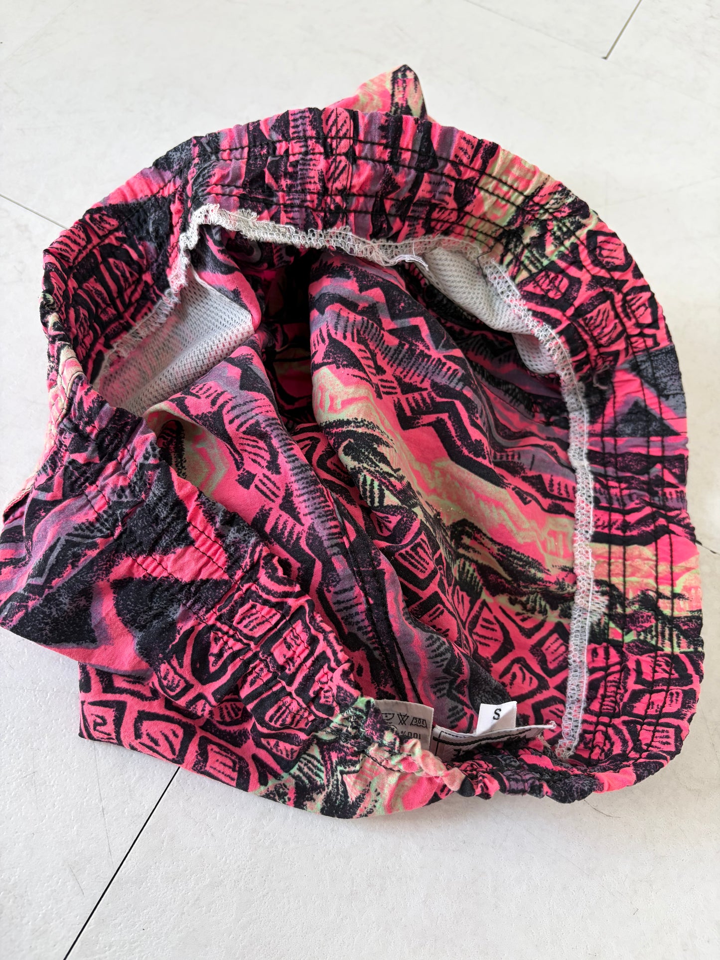 80's wannabee world nylon beach shorts size s