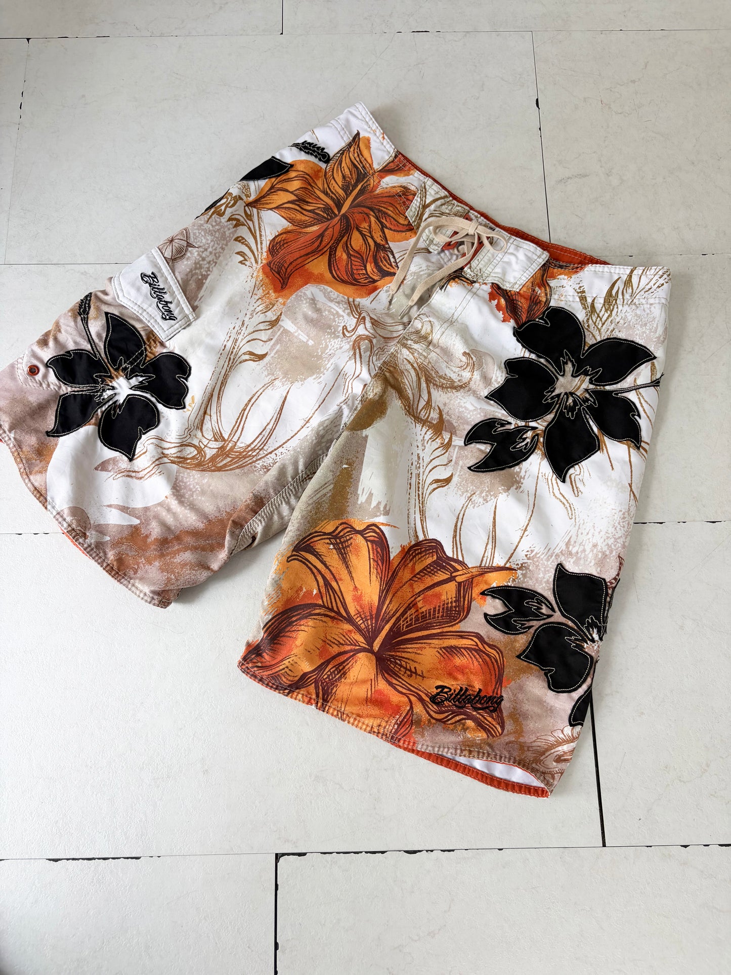 00's Billabong flower Board shorts size 36
