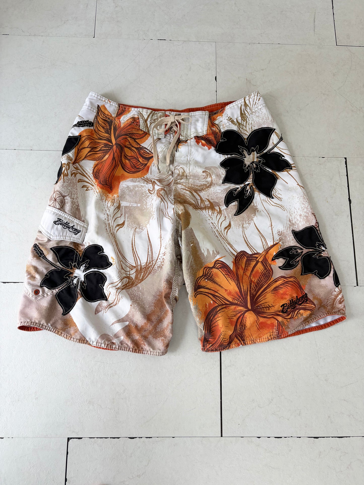 00's Billabong flower Board shorts size 36