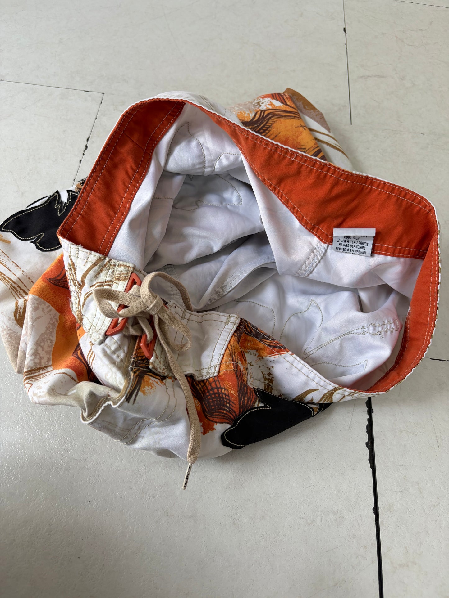 00's Billabong flower Board shorts size 36
