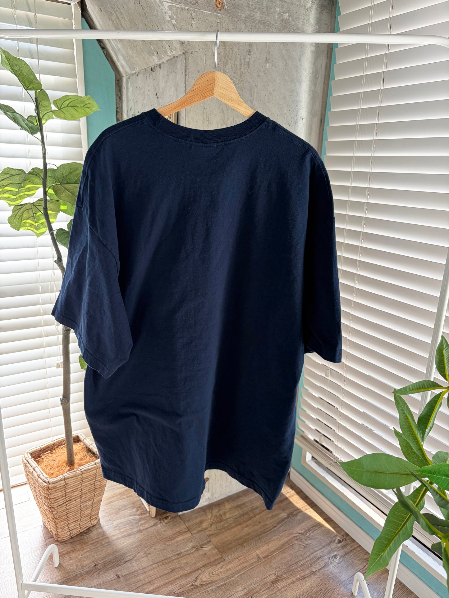 00's Big Kahuna Hawaii Surf Tee (men's 2XL)