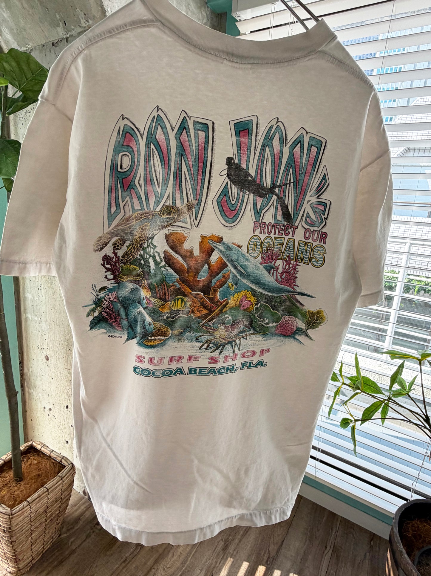 90's Ronjon Surf Shop Protect Our Oceans Pocket Tee size M
