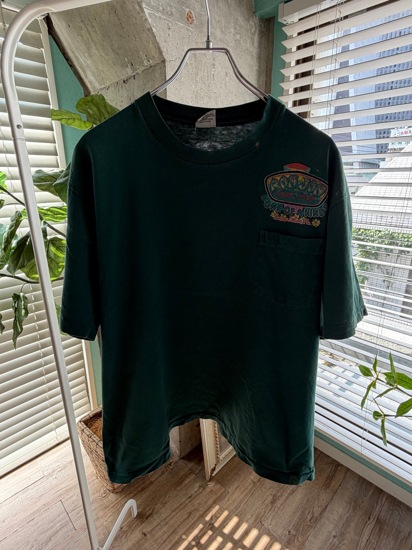 90's Ronjon Surf Shop CoCoa Beach Pocket Tee Green size M