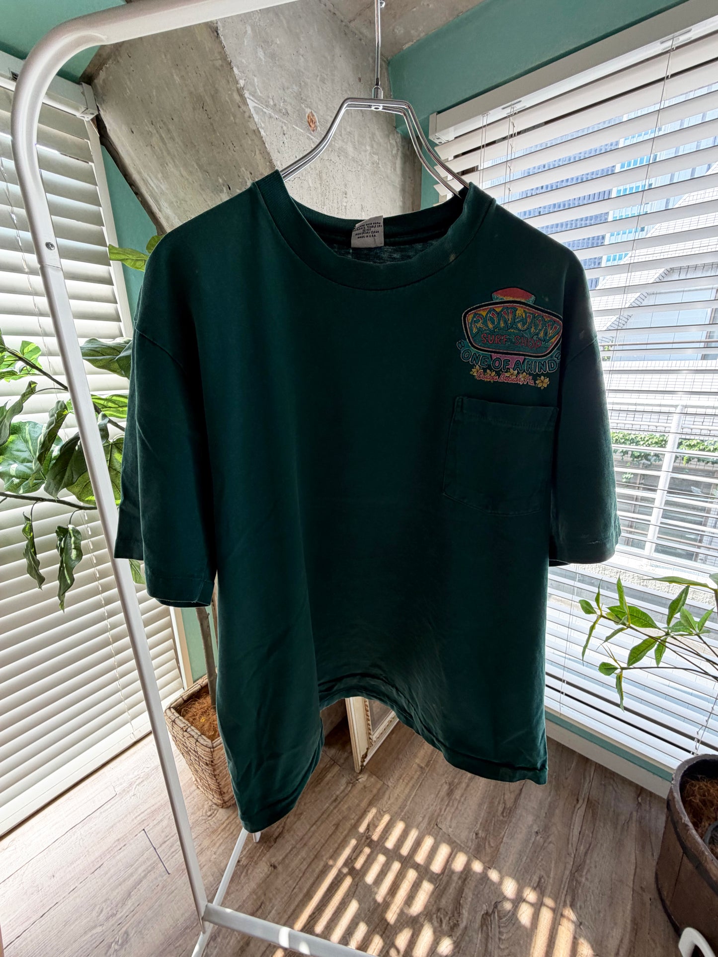 90's Ronjon Surf Shop CoCoa Beach Pocket Tee Green size M
