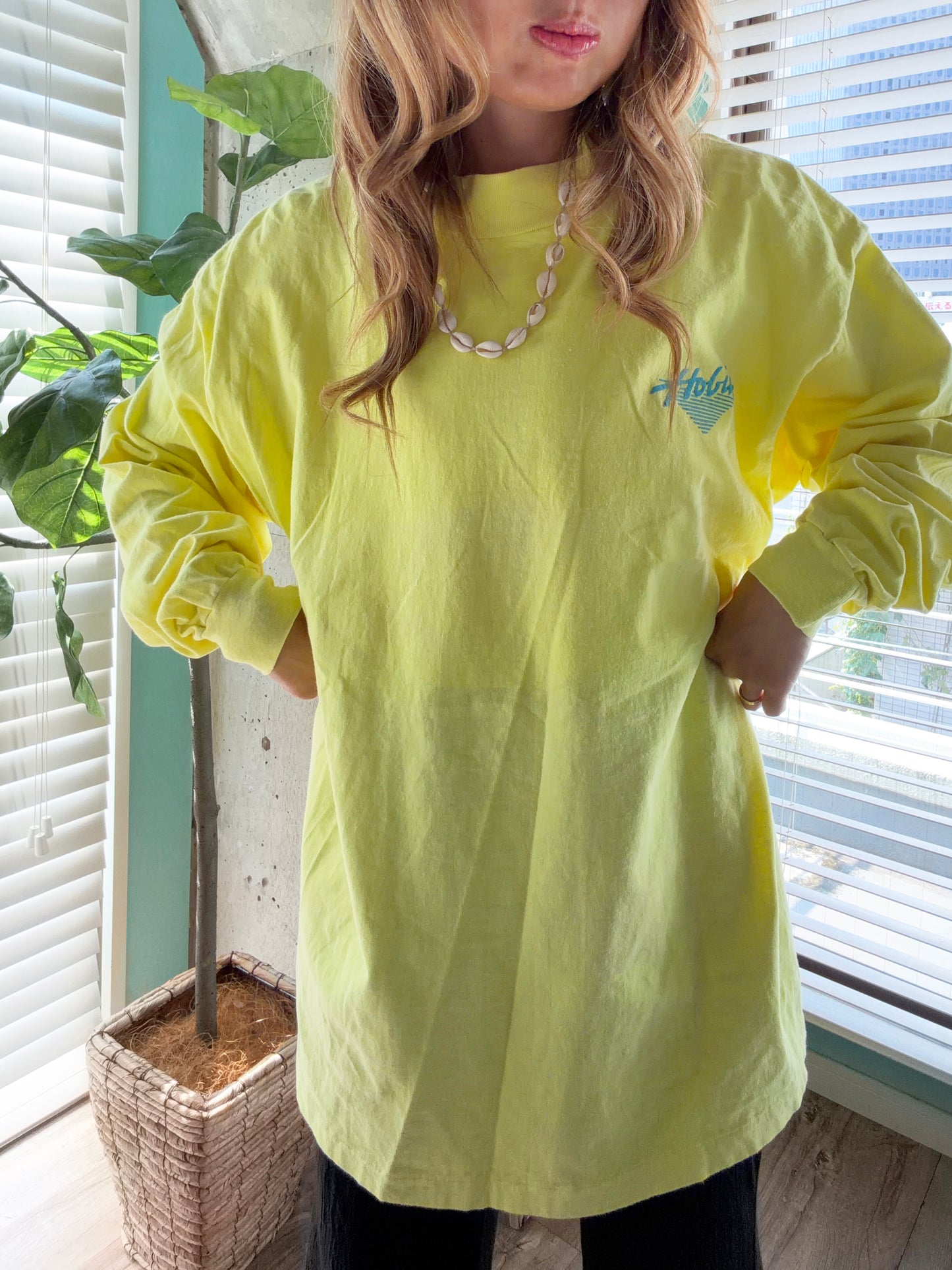 80's Hobie Muck neck Long Sleeve Tee size L