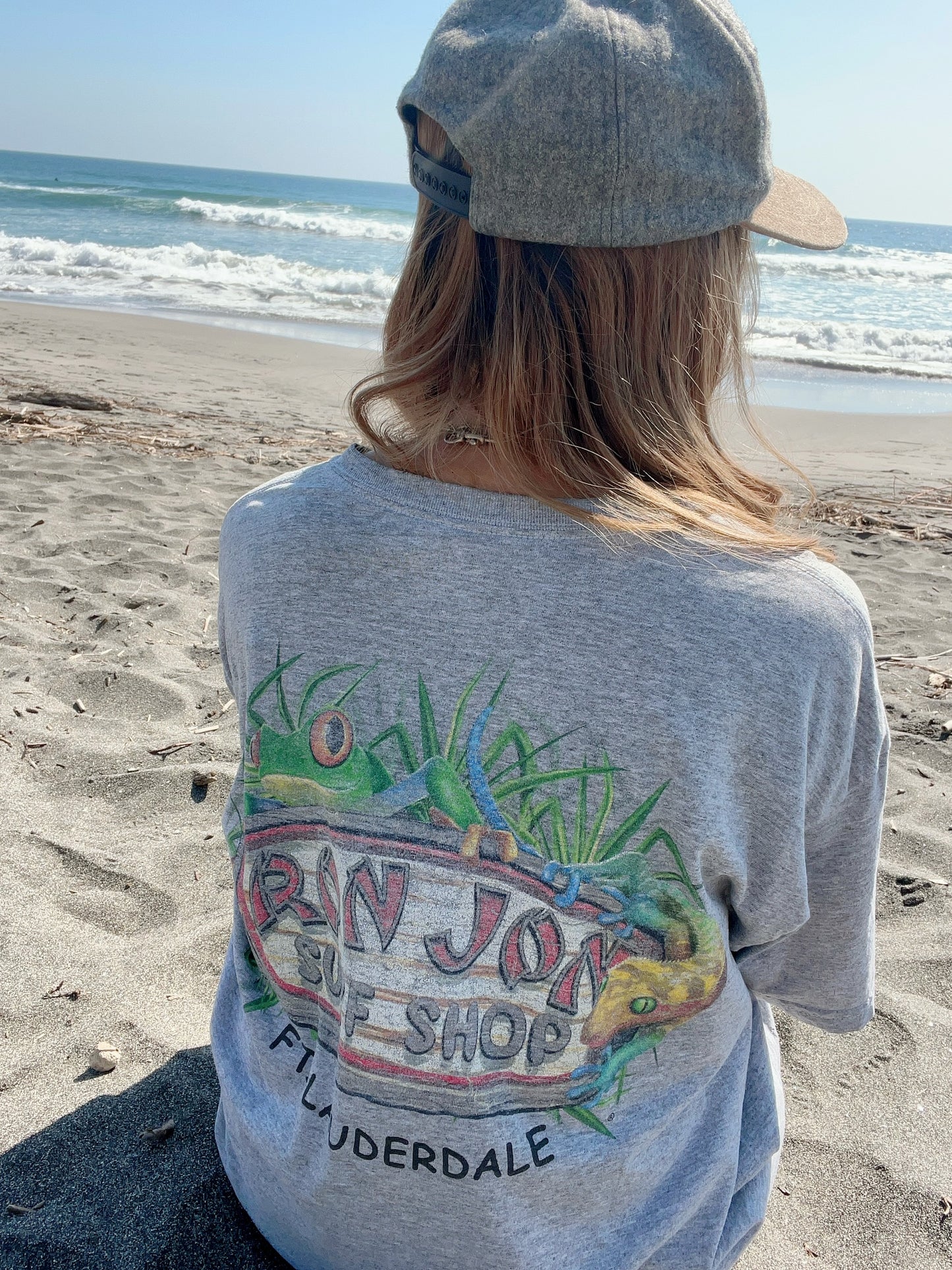 00's RONJON SURF SHOP Ft.LAVDER DALE Frog  T-shirt (men's L)
