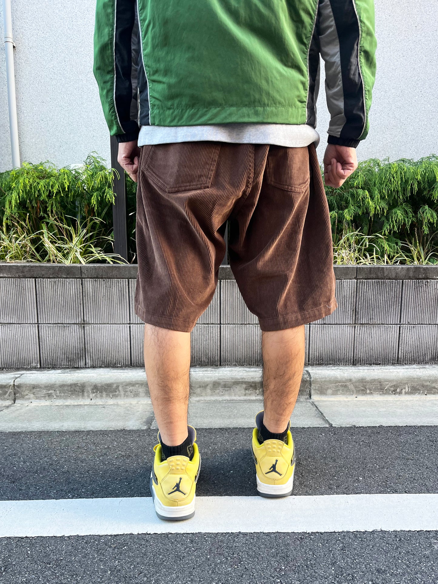 【Legend surf collection】90's Christian Fletcher corduroy short pants USA Dead stock one wash （size XL）