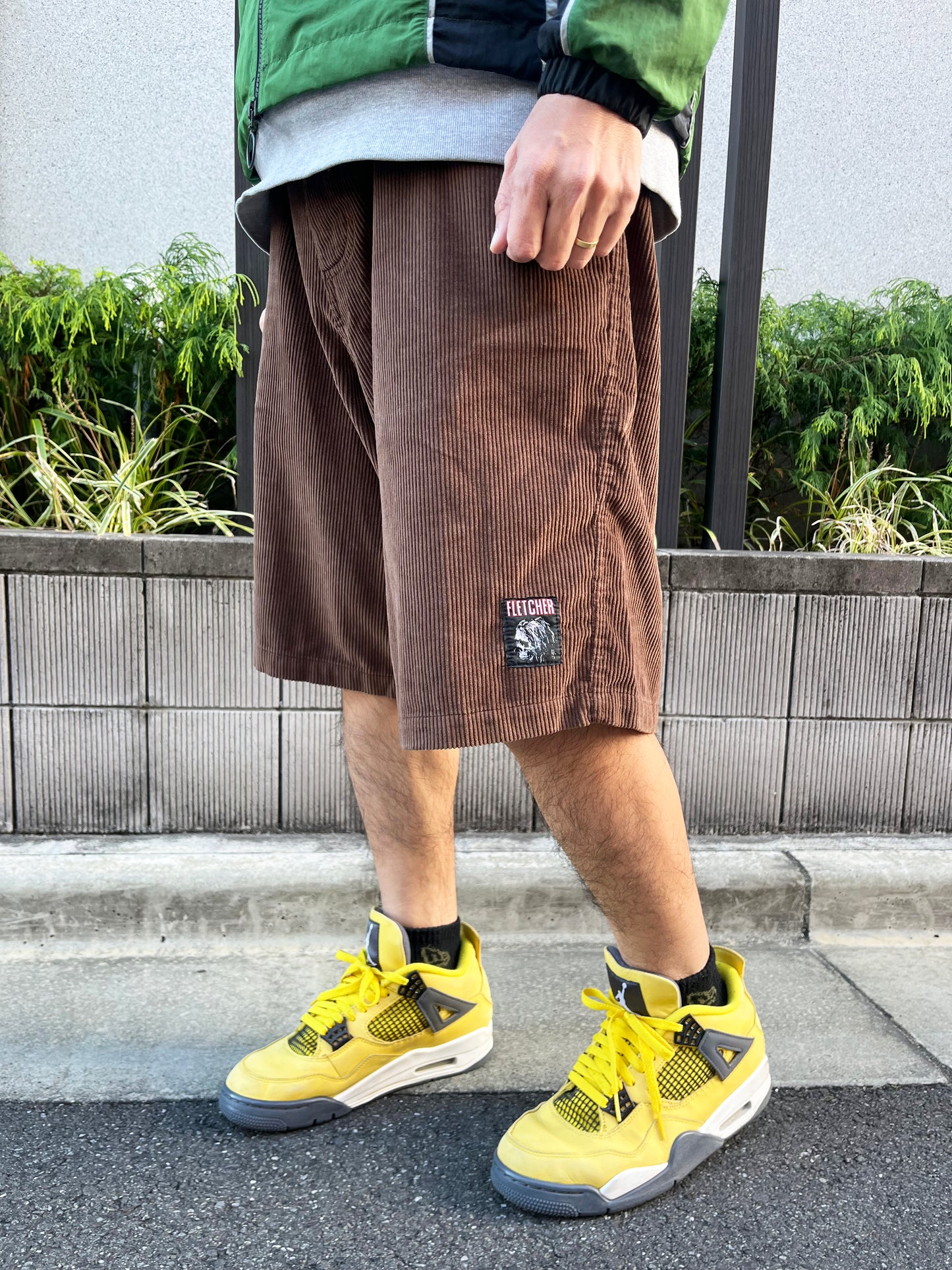 【Legend surf collection】90's Christian Fletcher corduroy short pants USA Dead stock one wash （size XL）