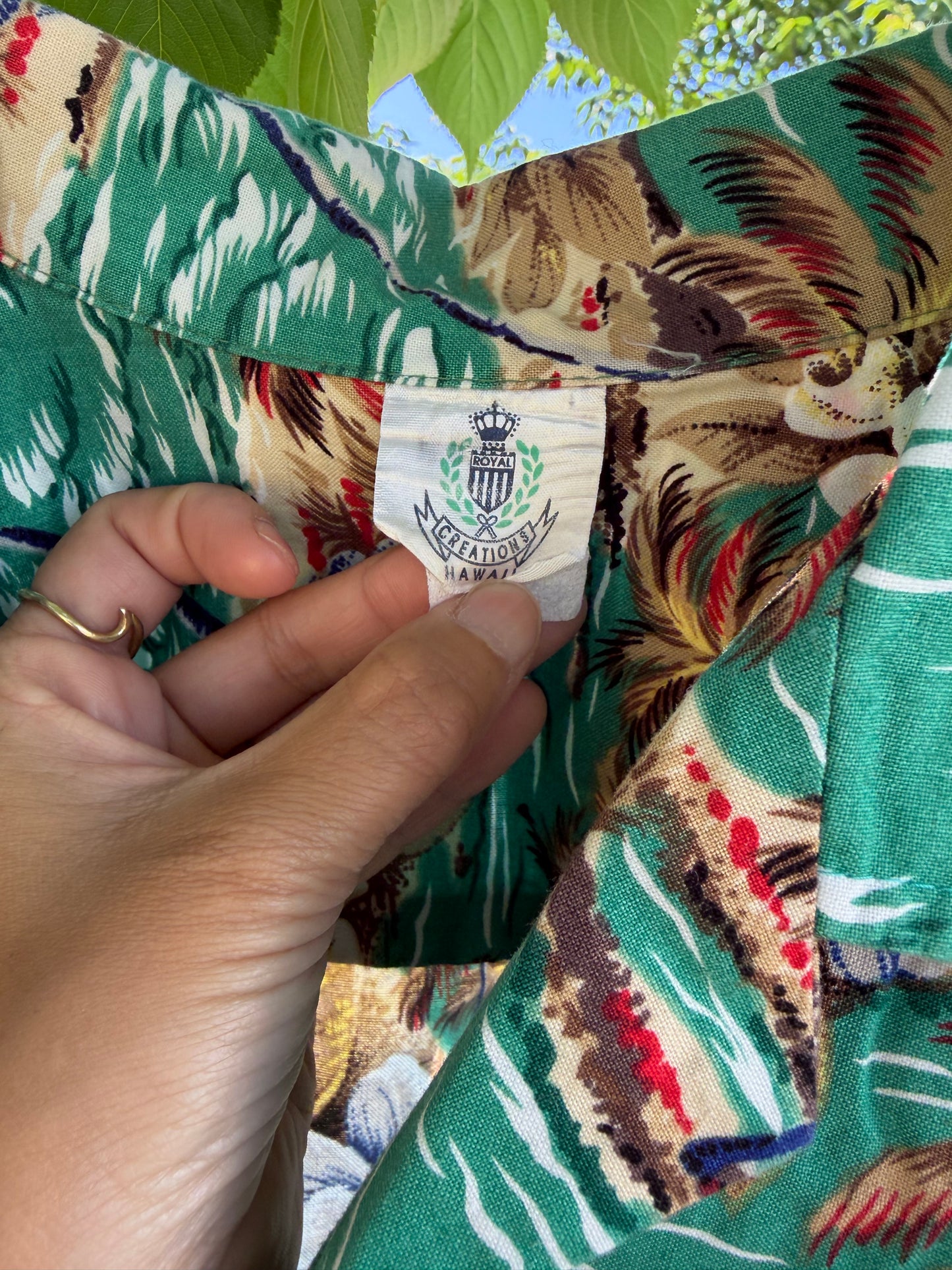 Royal Hawaiian Creation All Over Pattan Cotton Aloha Shirt  (men's XL)