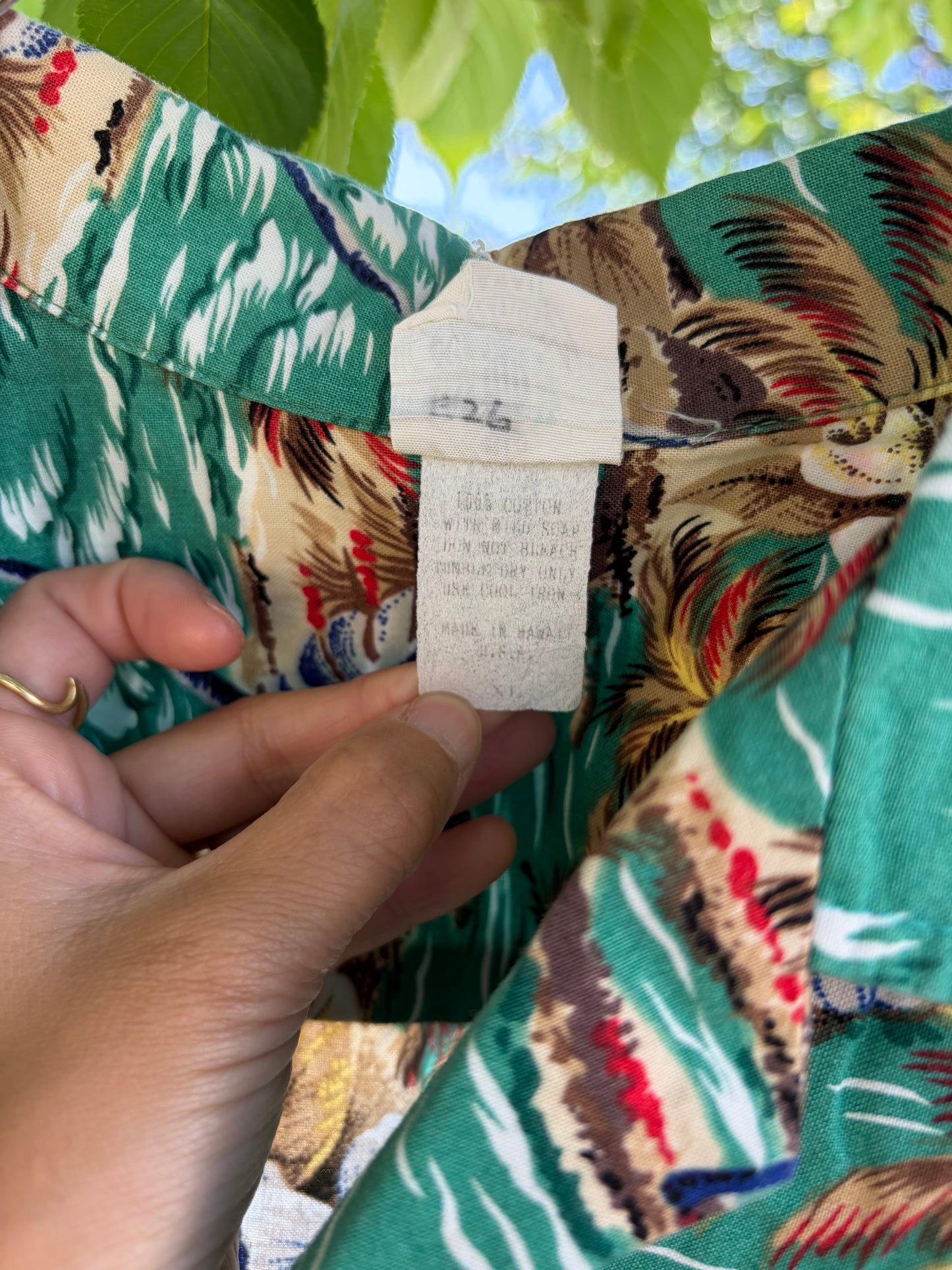 Royal Hawaiian Creation All Over Pattan Cotton Aloha Shirt  (men's XL)