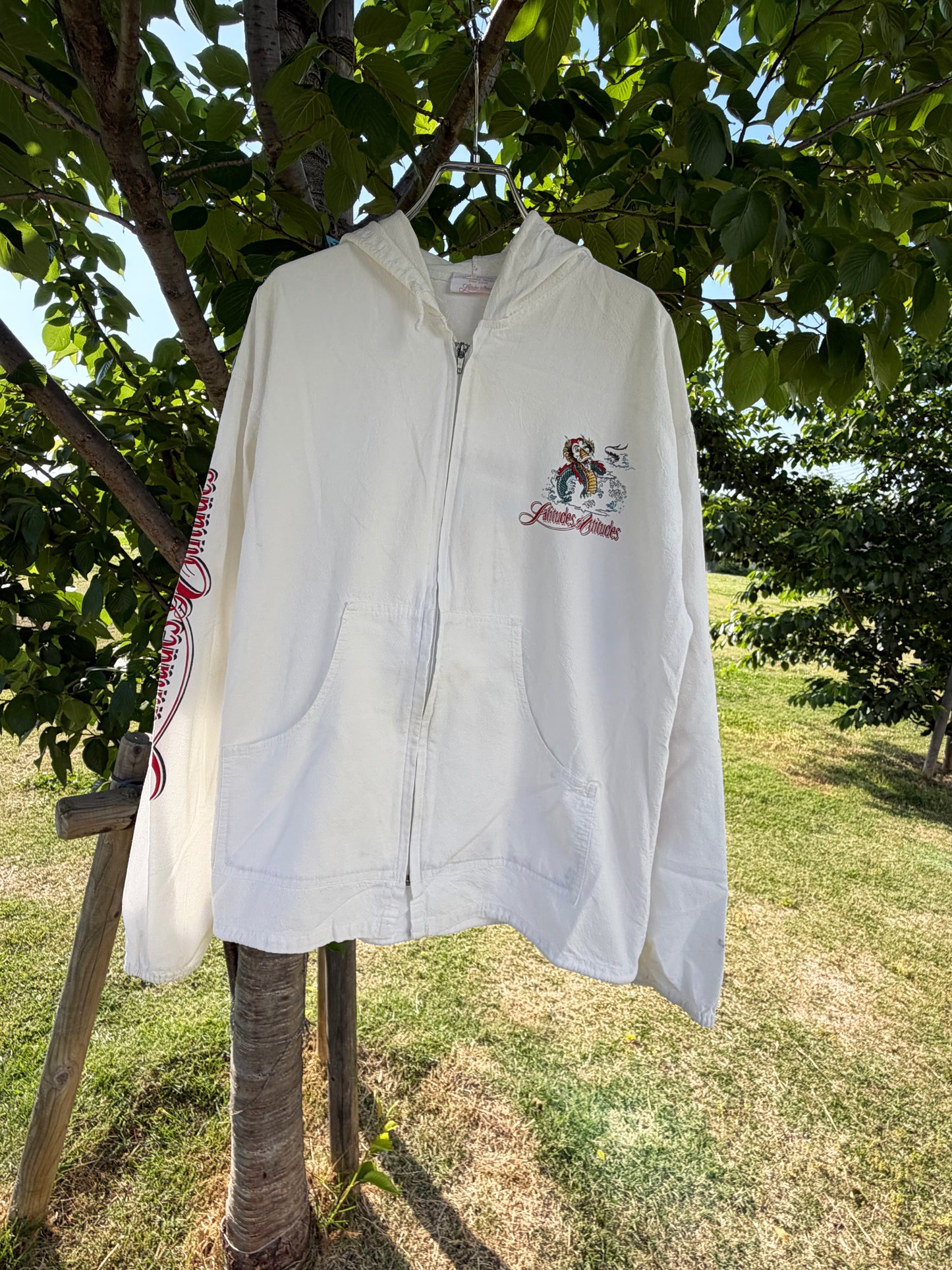 「Don't Dream your life, Live your dream」Beach Hoodie (men's M)