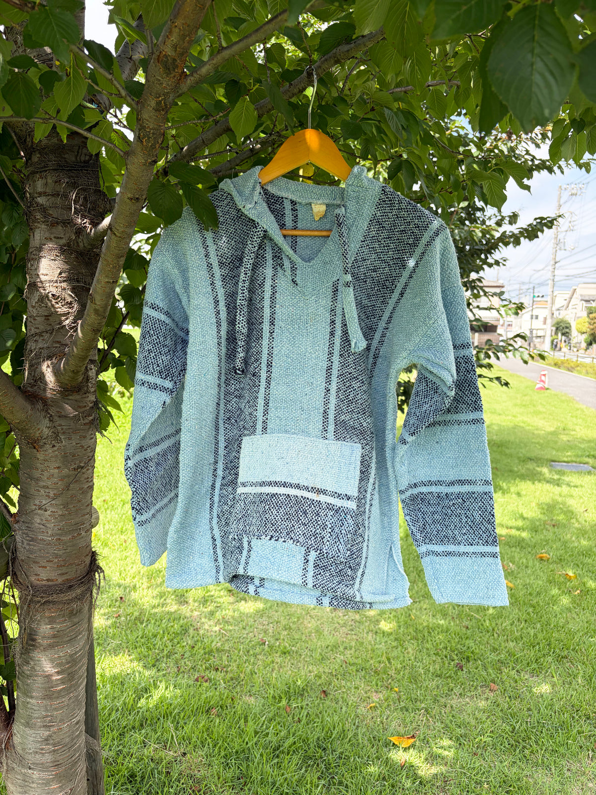 Centro Cobijero Light Blue Baja Hoodie (men's L)