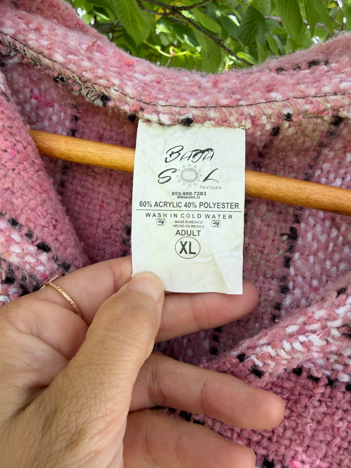 Baja Sol Pink Multi Stripe Baja Hoodie (size men's XL)
