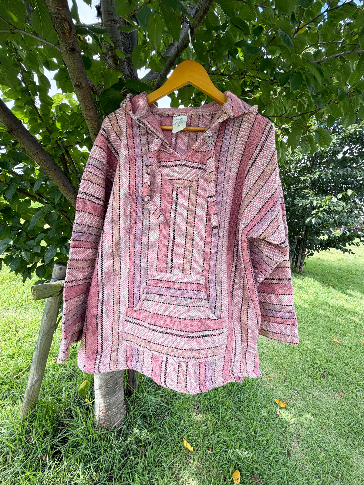 Baja Sol Pink Multi Stripe Baja Hoodie (size men's XL)