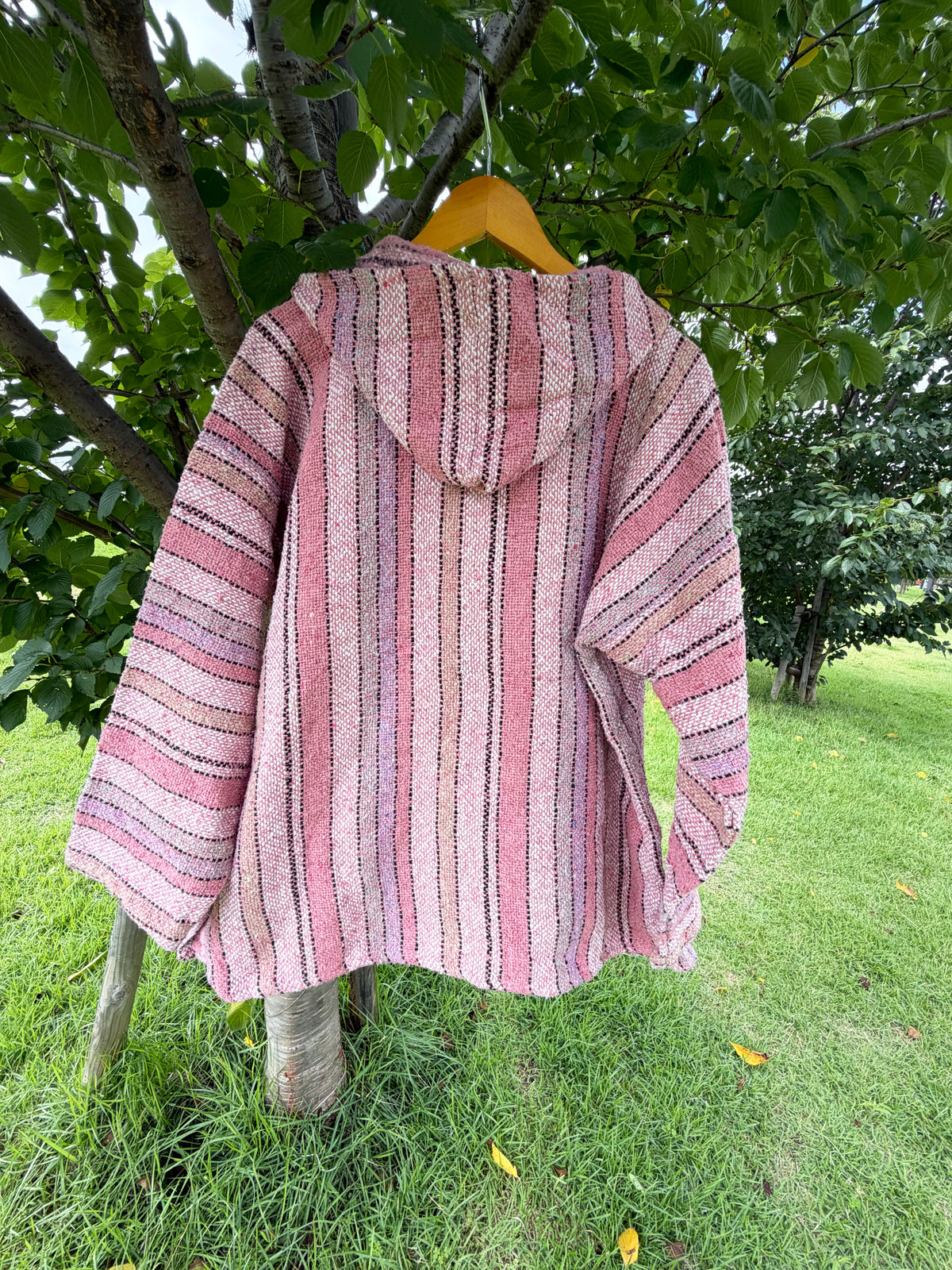 Baja Sol Pink Multi Stripe Baja Hoodie (size men's XL)