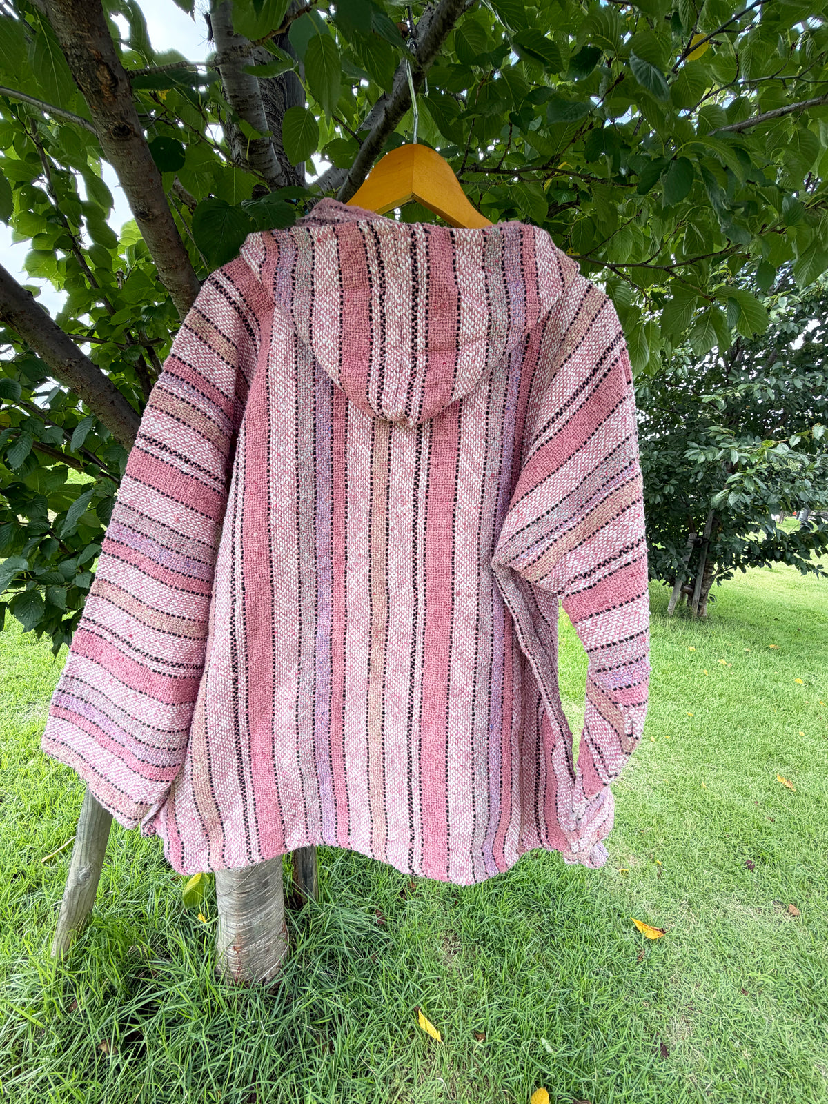 Baja Sol Pink Multi Stripe Baja Hoodie (size men's XL)
