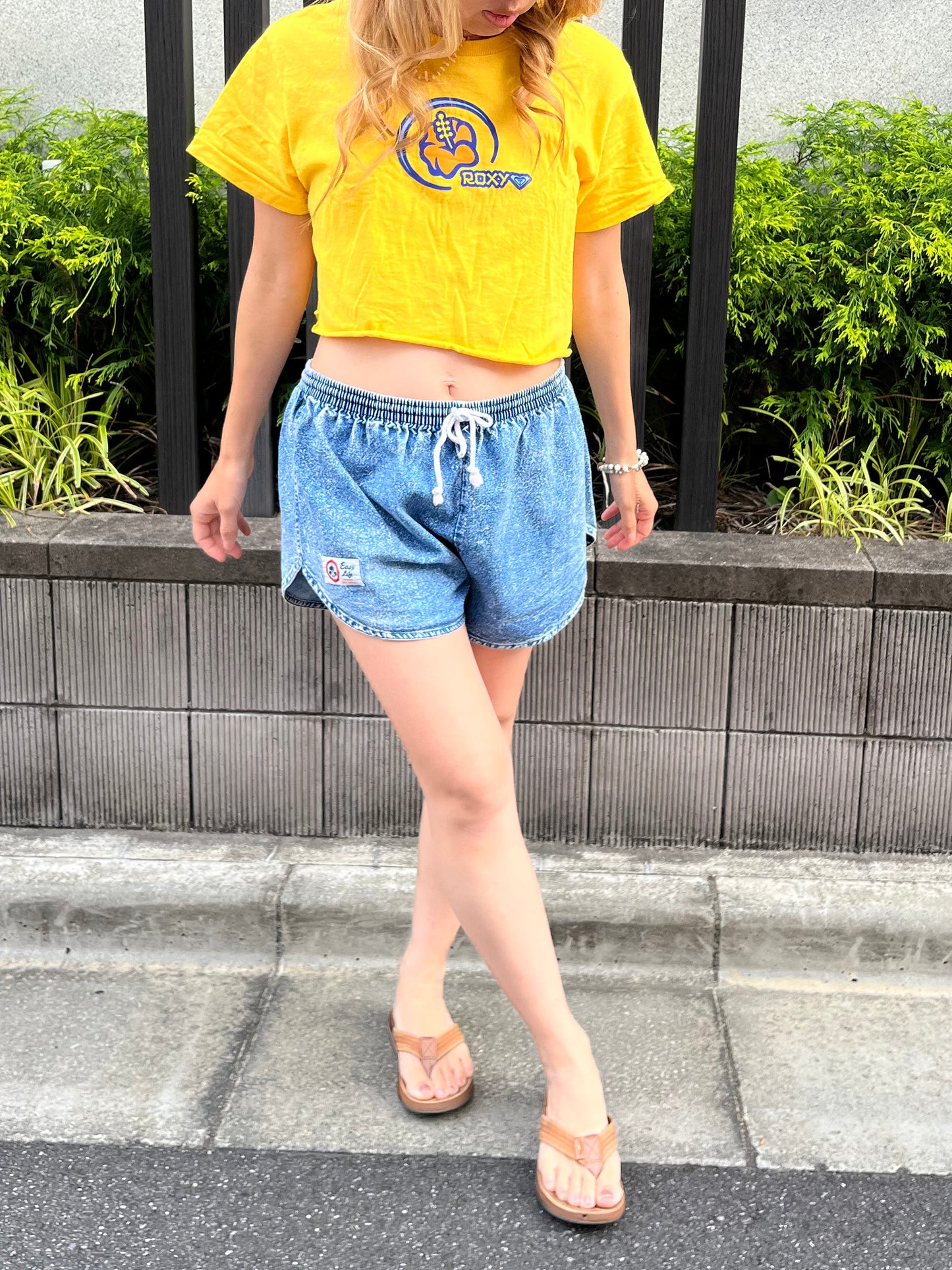 easy life chemical wash denim short pants (size M)